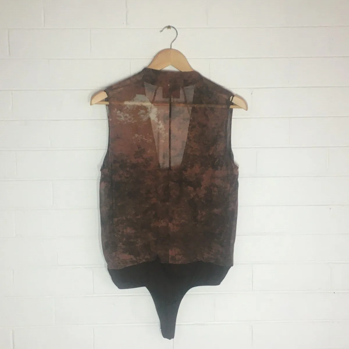 Akris | Switzerland | bodysuit | size 14 | sleeveless | 100% silk