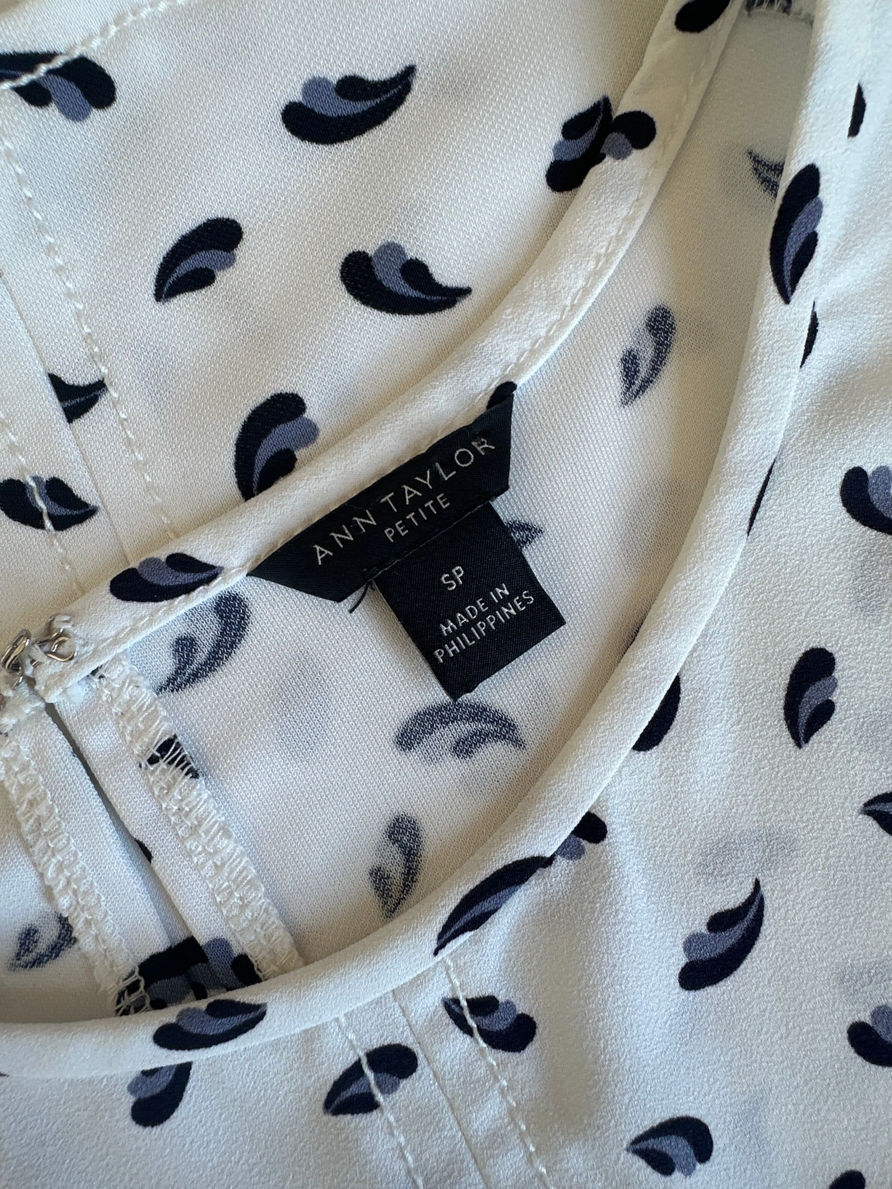 Ann Taylor | US | top | size 10 | short sleeve