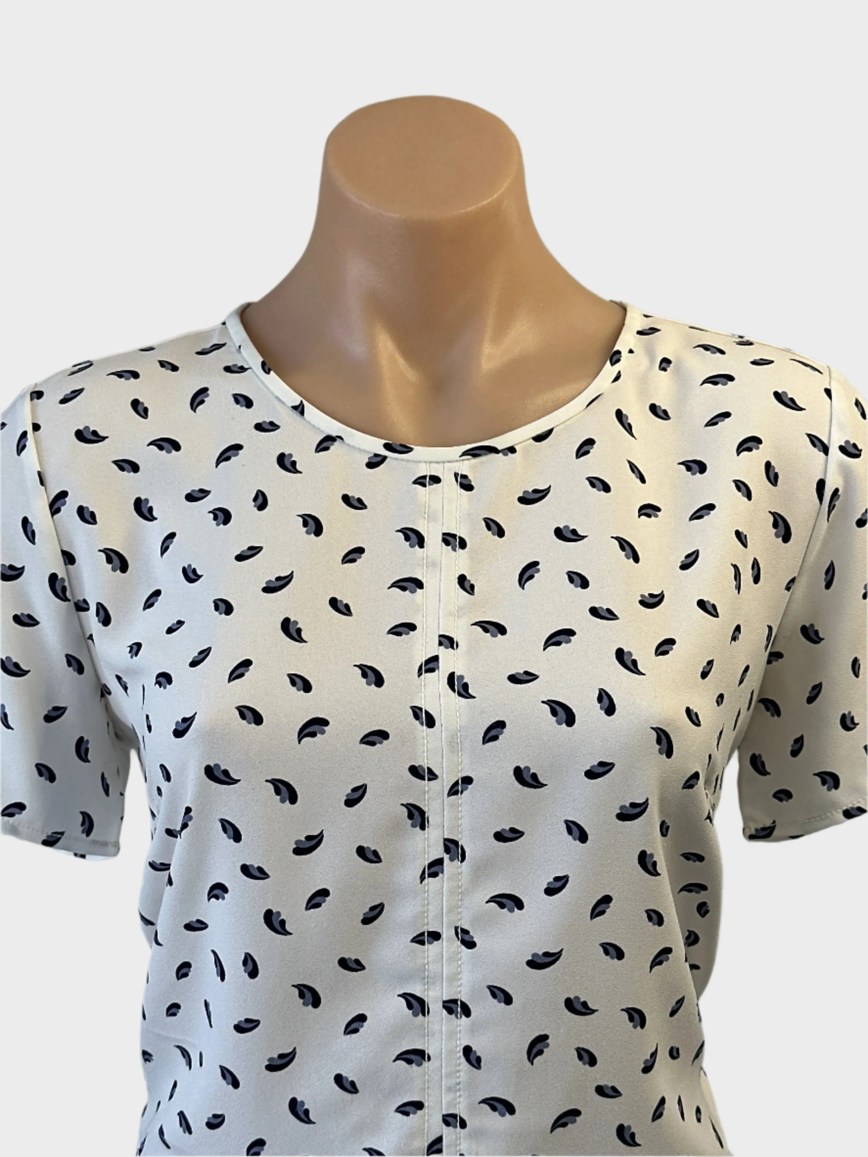 Ann Taylor | US | top | size 10 | short sleeve