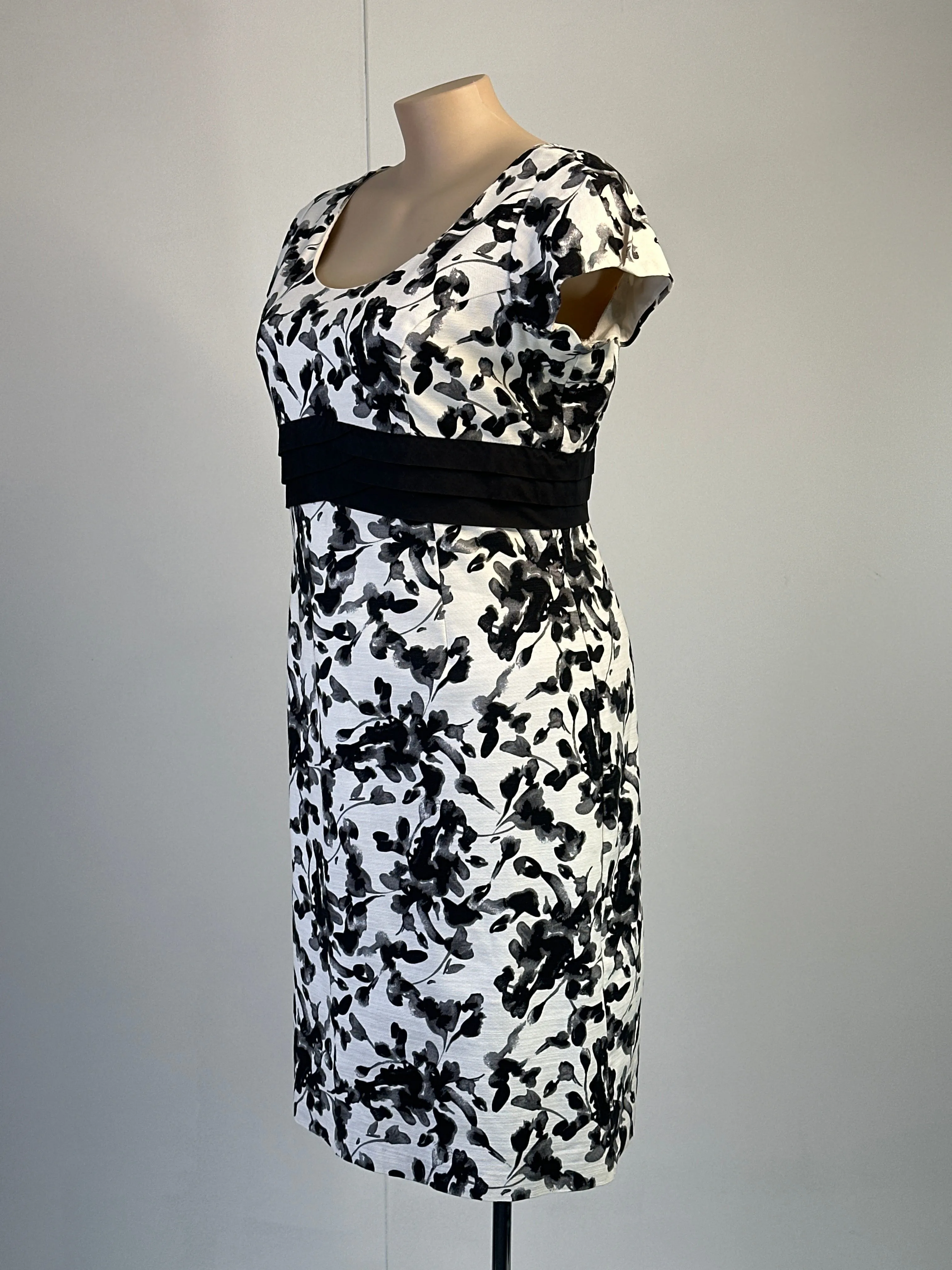 Anthea Crawford | dress | size 18 | knee length | made in Australia 🇦🇺
