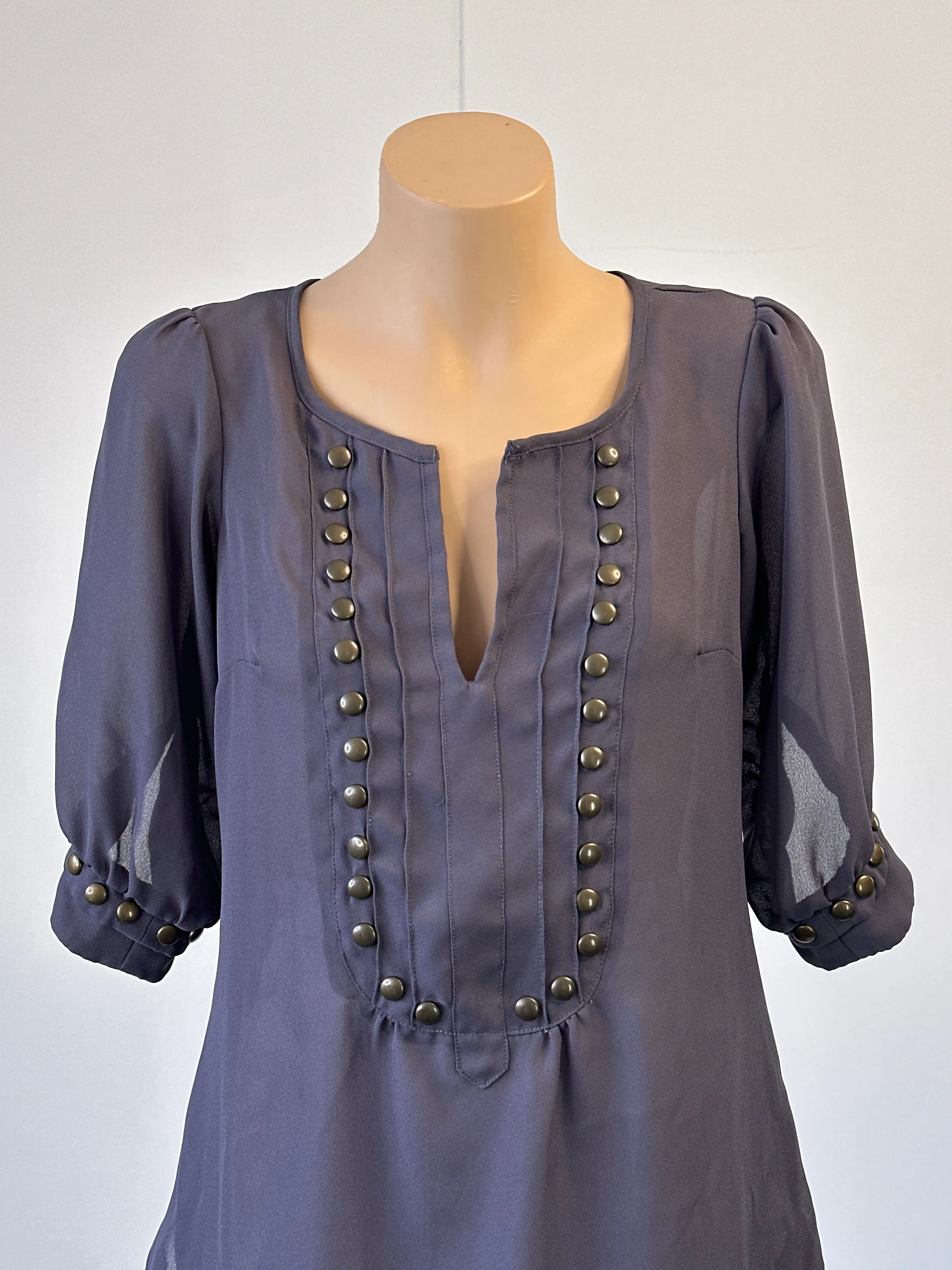 Bardot | top | size 8 | elbow length sleeve