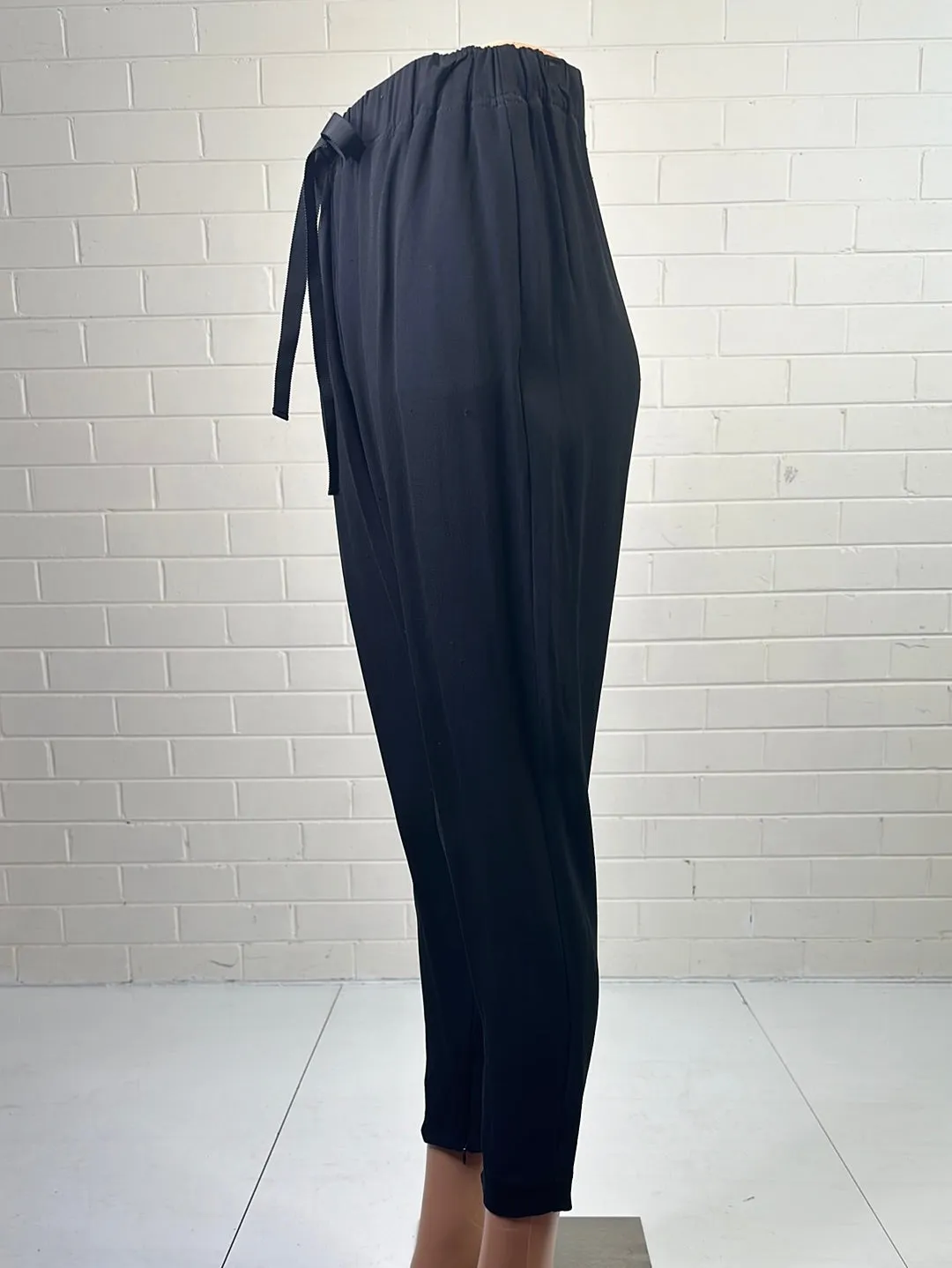 bassike | pants | size 6 | tapered leg