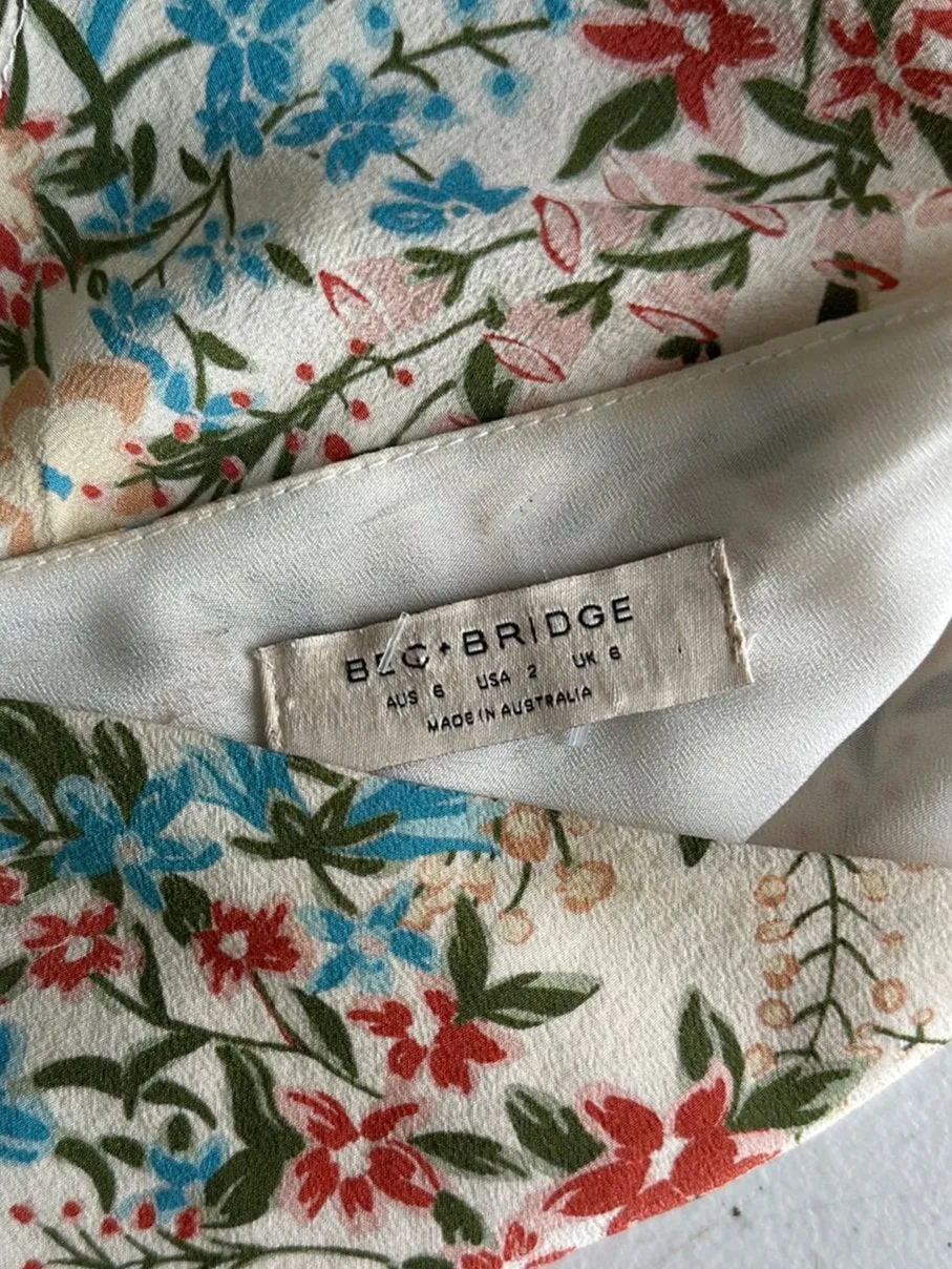Bec   Bridge | top | size 6 | sleeveless | 100% silk | made in Australia 🇦🇺