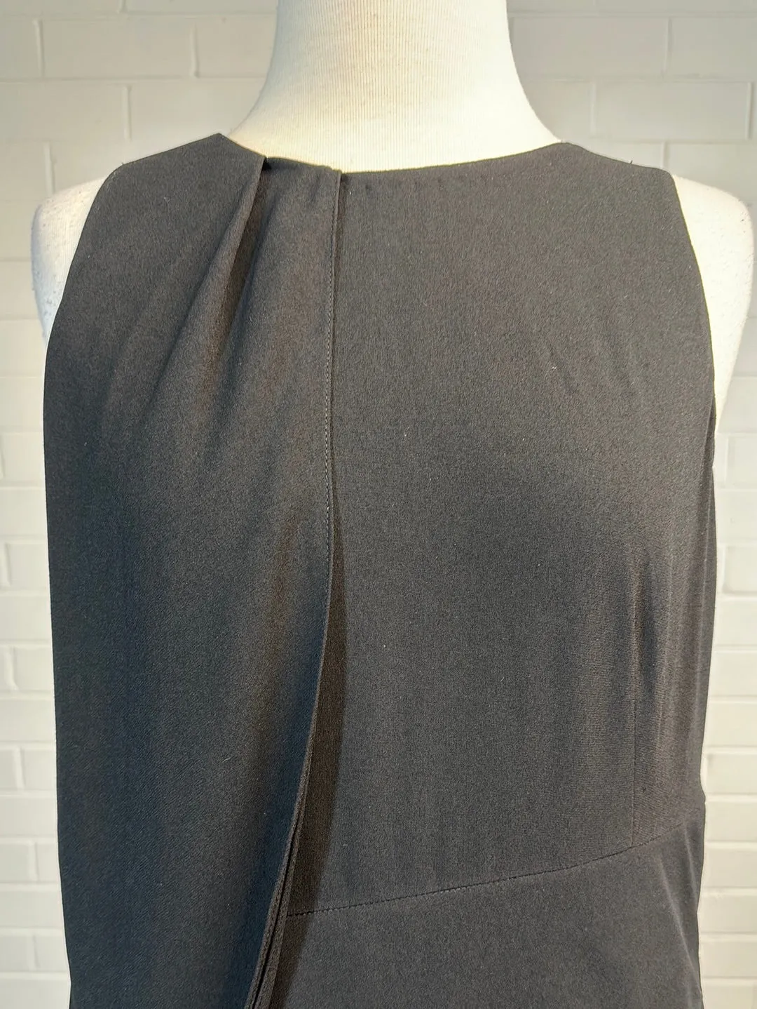 Calvin Klein | US | top | size 8 | sleeveless