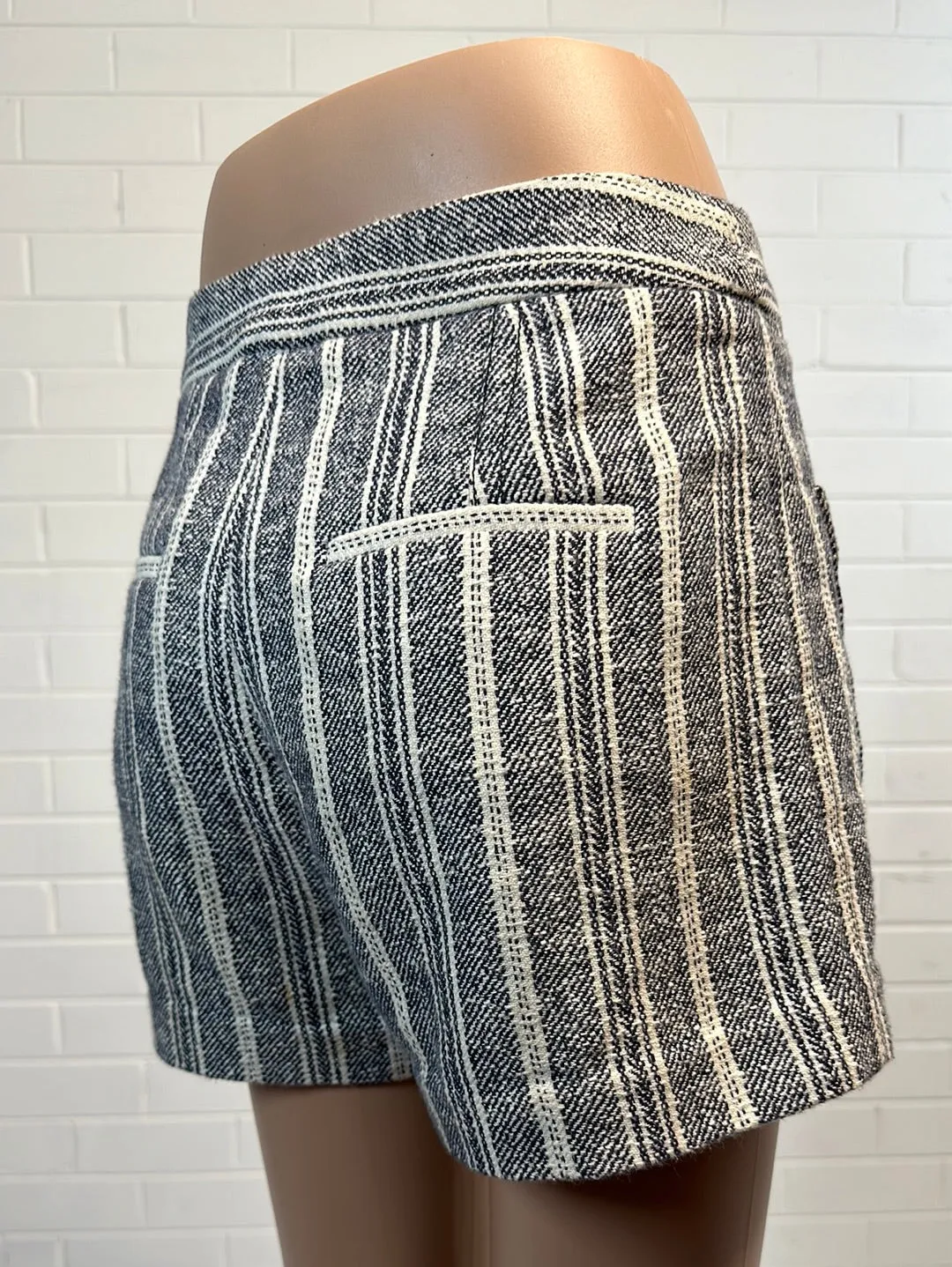 Claudie Pierlot | France | shorts | size 8 | mid rise waist