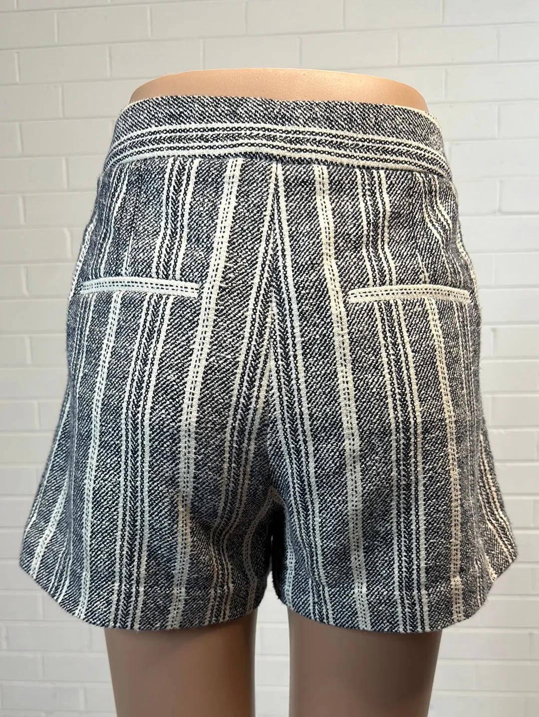 Claudie Pierlot | France | shorts | size 8 | mid rise waist
