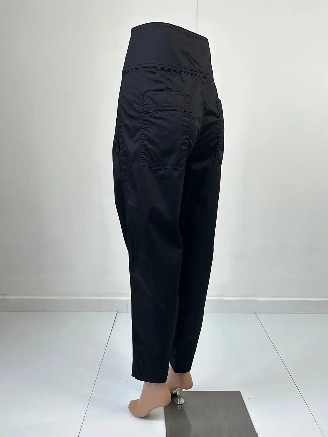 Country Road | pants | size 8 | tapered leg | 100% cotton