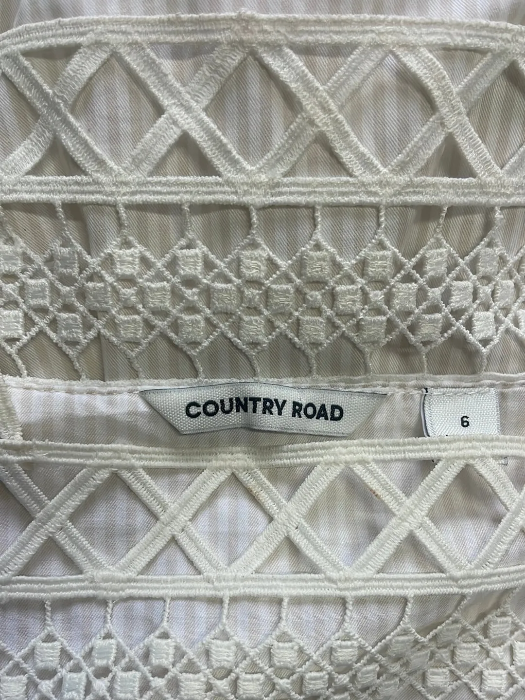 Country Road | top | size 6 | sleeveless | 100% cotton