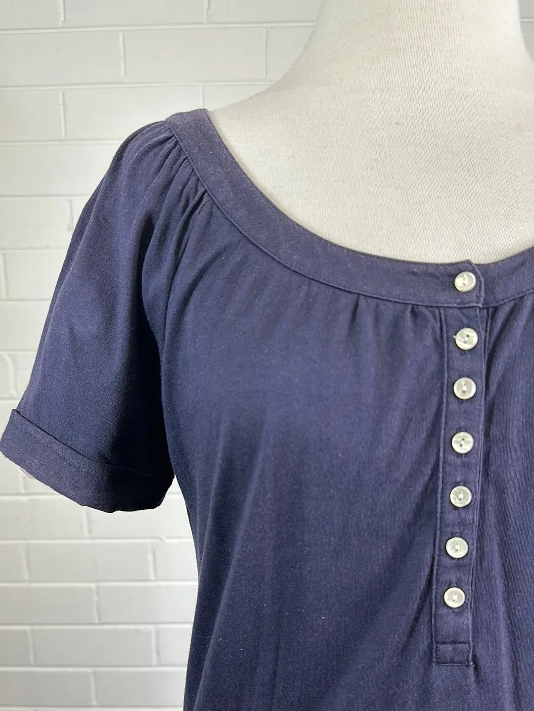 Country Road | top | size 8 | short sleeve