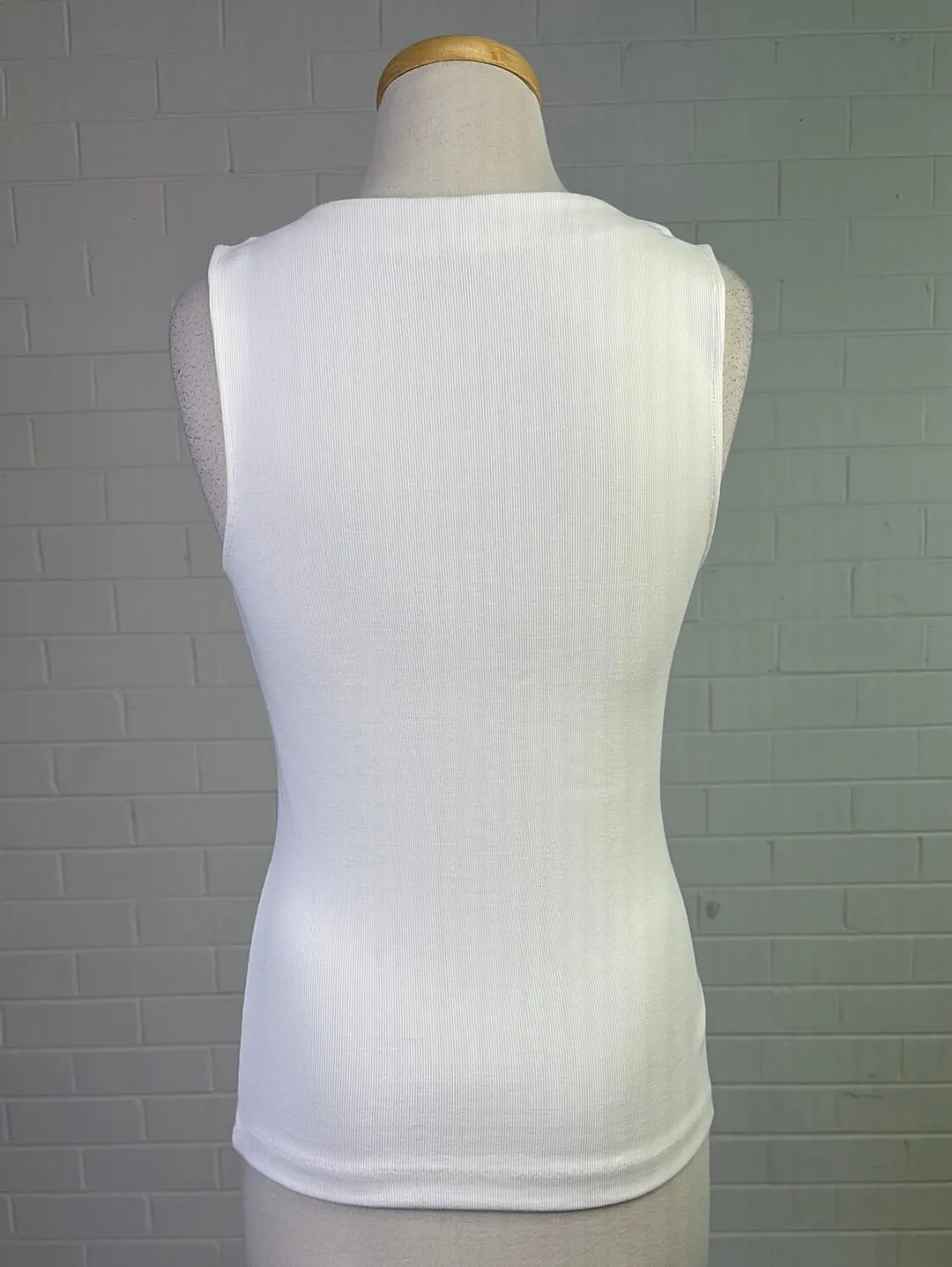 Country Road | top | size 8 | sleeveless