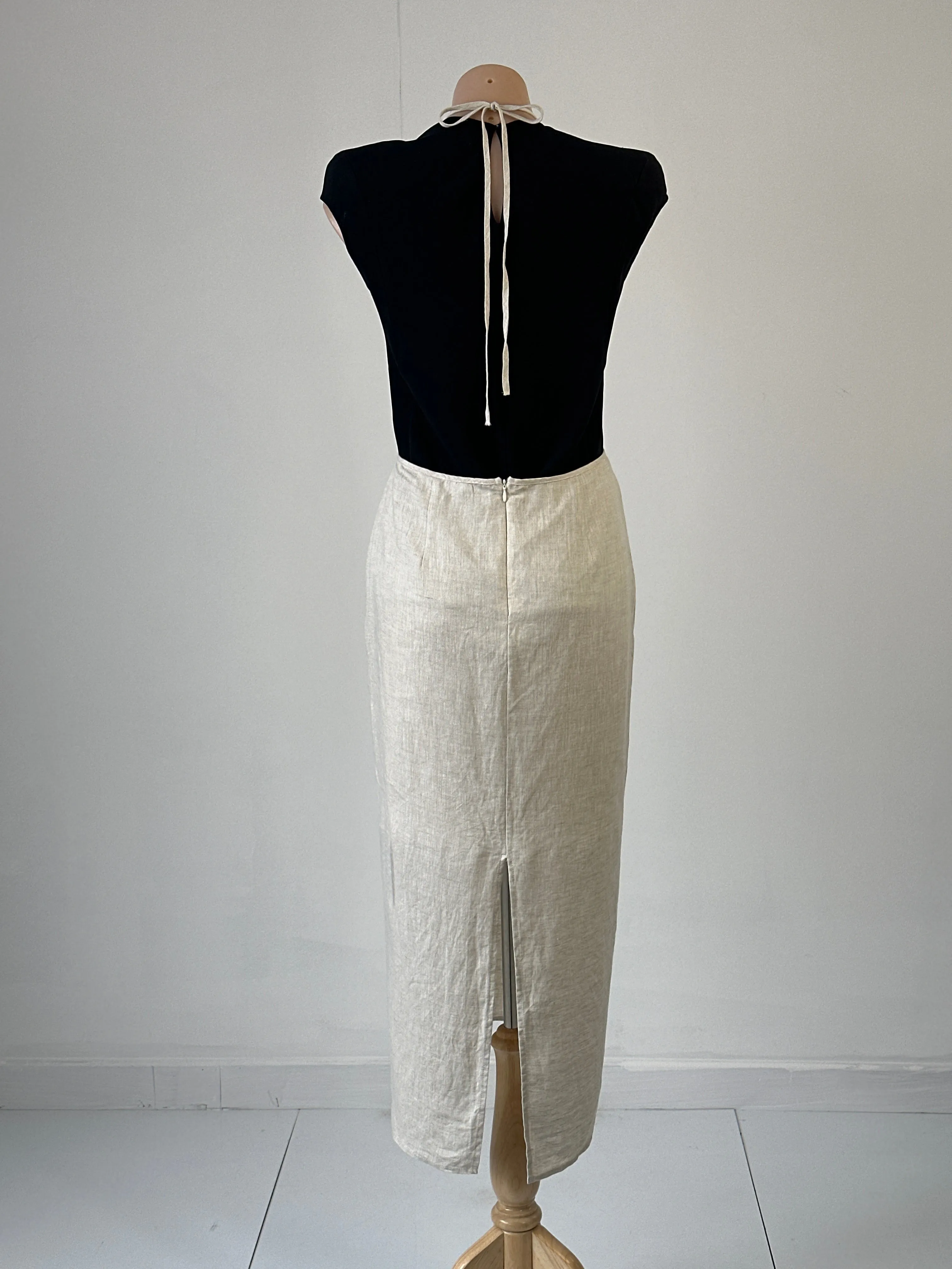 Dazie | skirt | size 12 | midi length | 100% linen