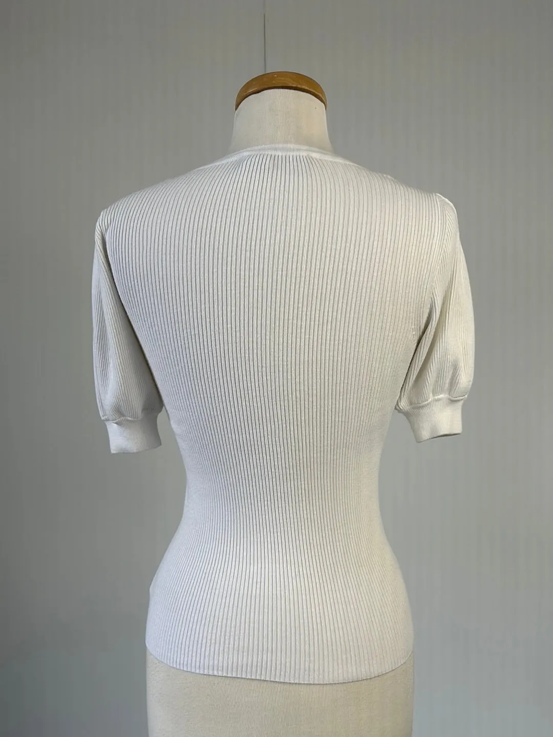 Decjuba | top | size 8 | short sleeve