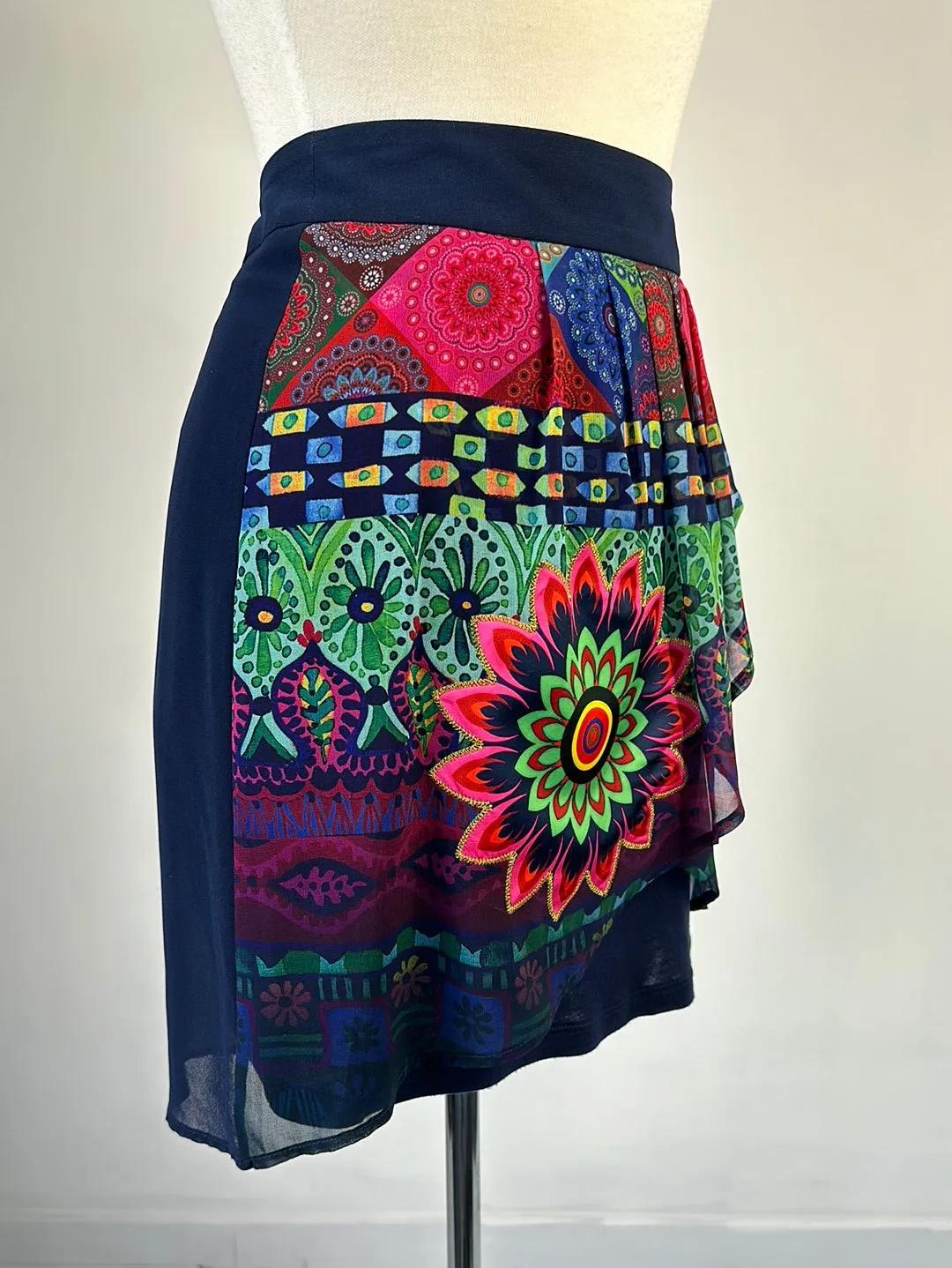 Desigual | Barcelona | skirt | size 8 | mini length