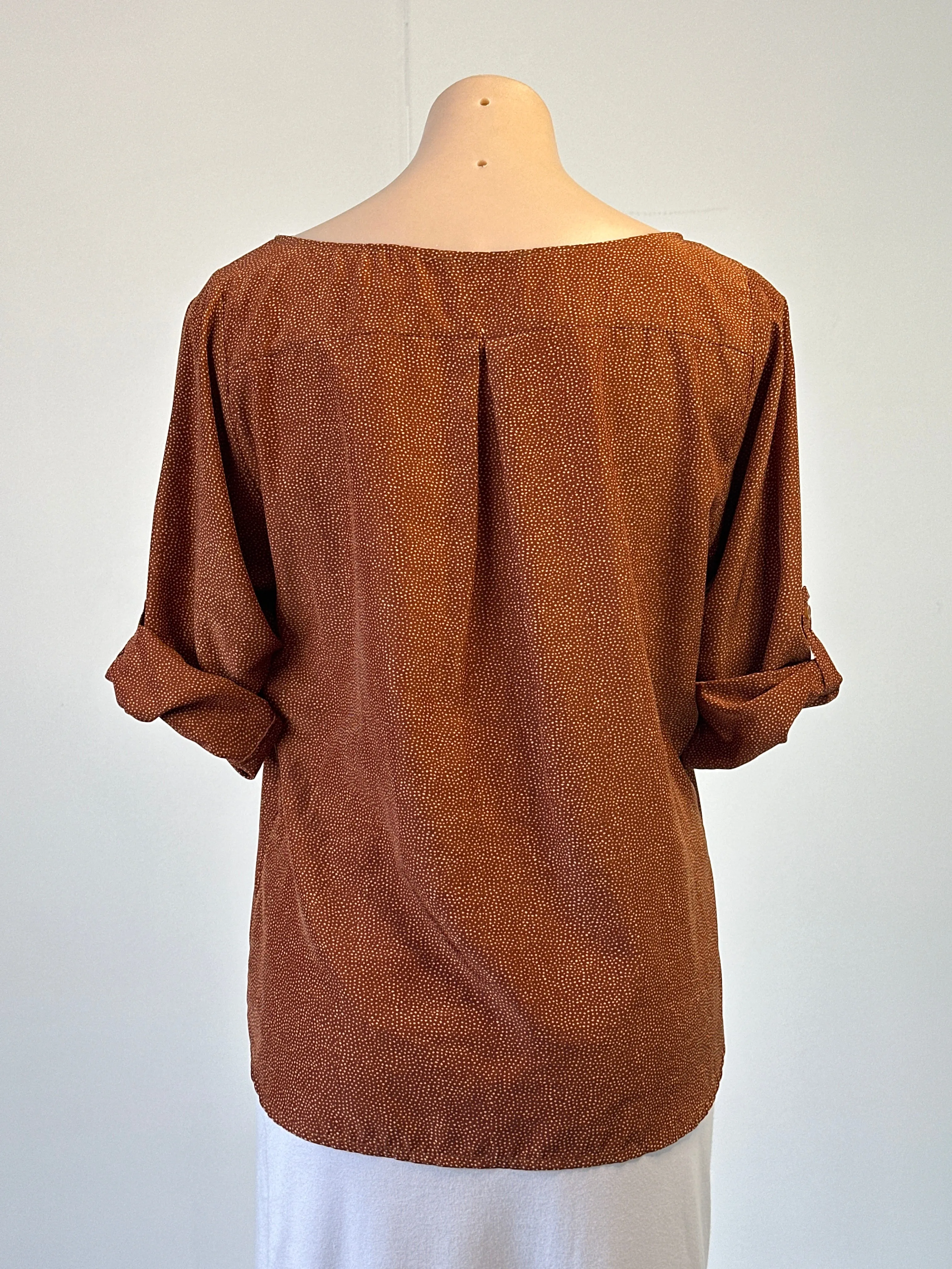Jad | France | top | size 8 | elbow length sleeve | made in France