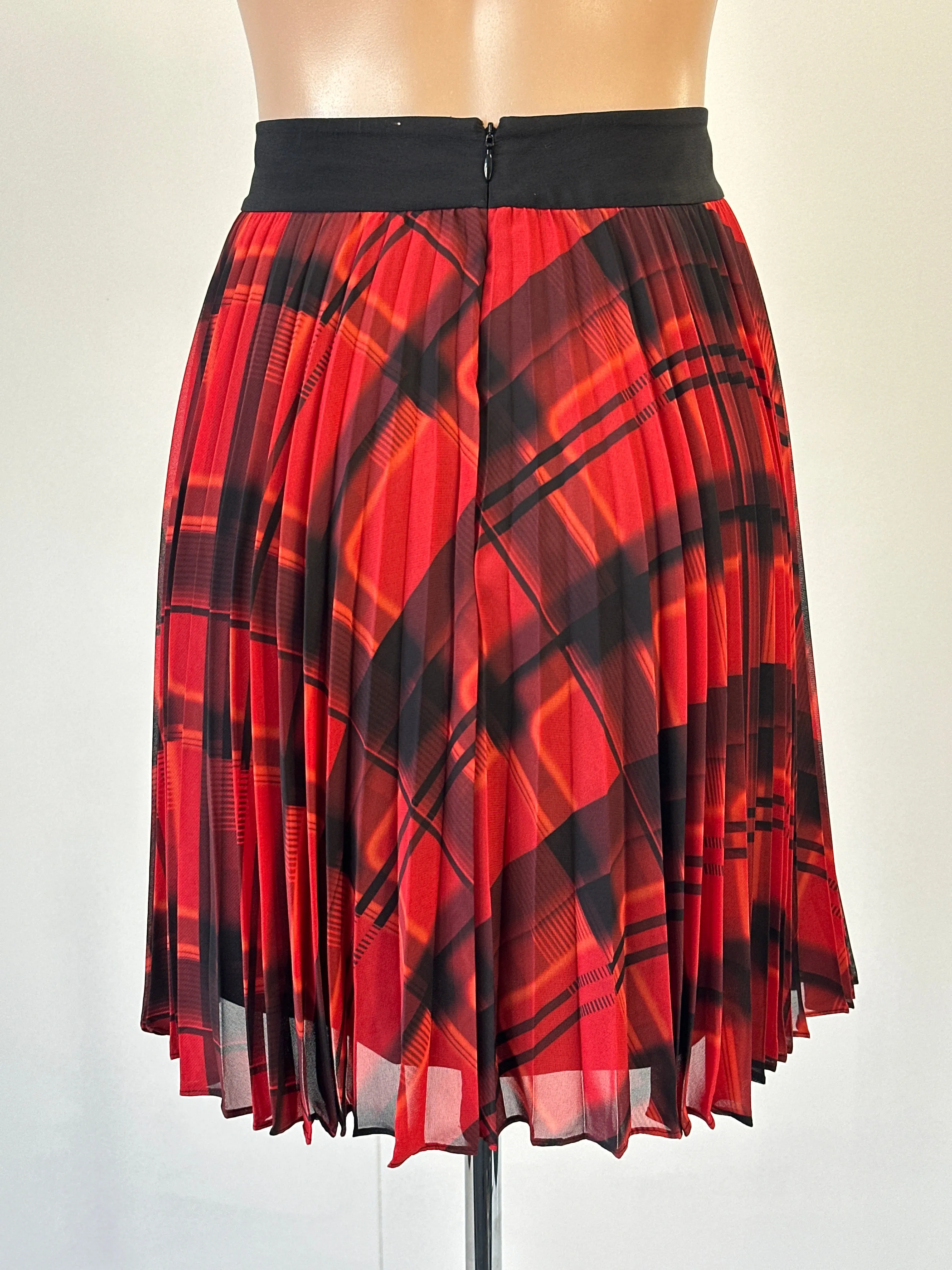 Karen Millen | UK | skirt | size 10 | knee length