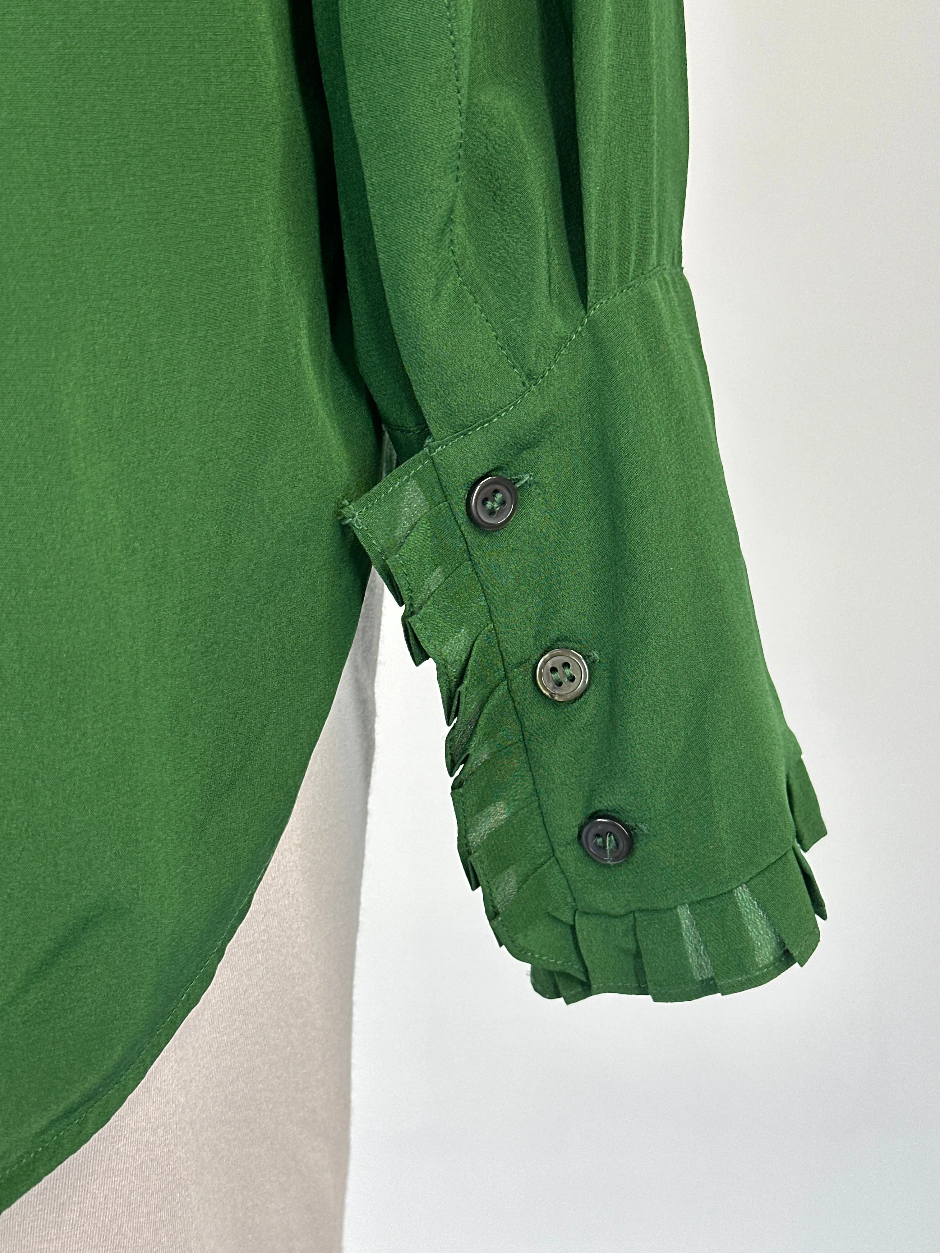 Lee Matthews | shirt | size 10 | long sleeve | 100% silk
