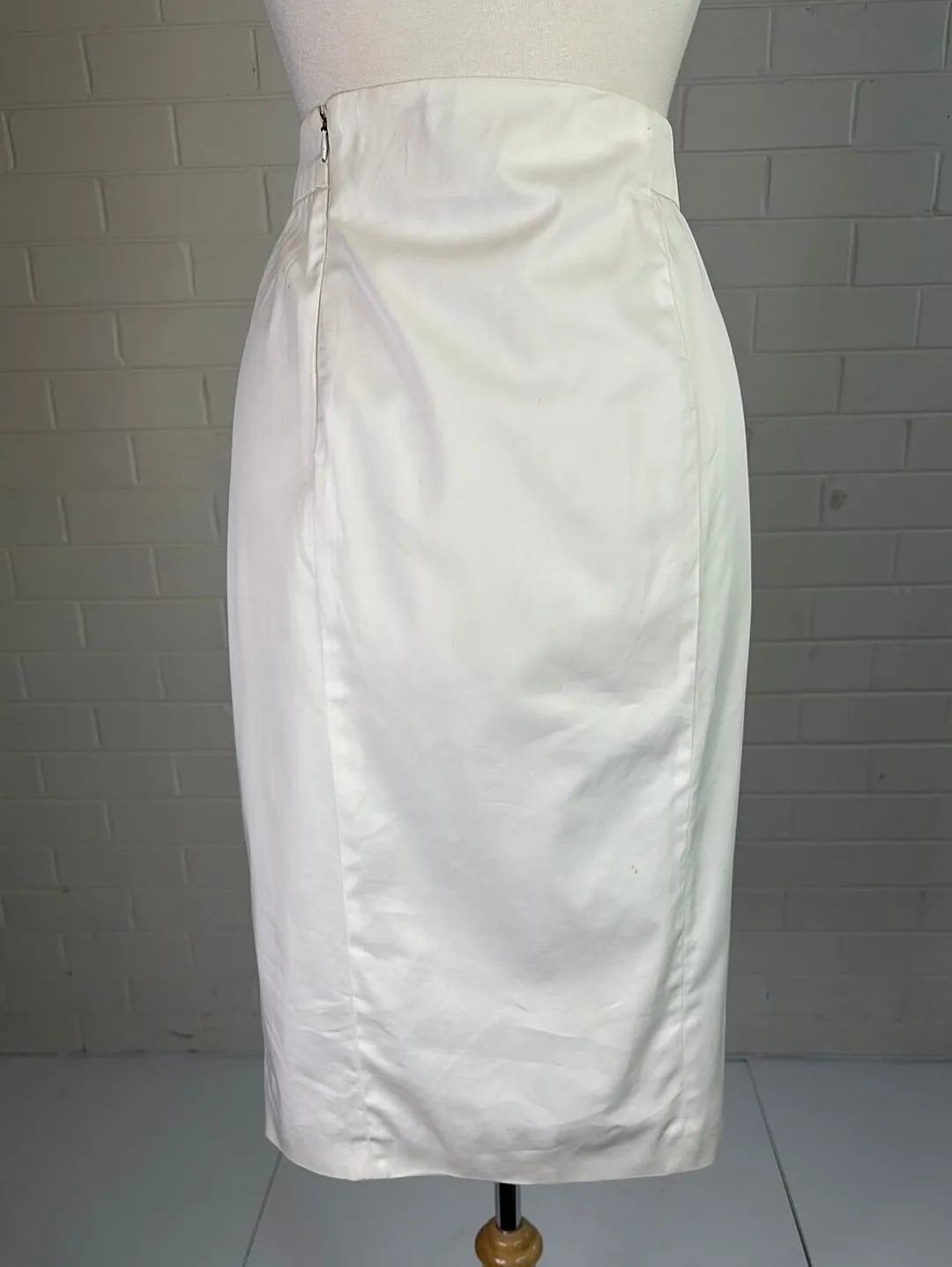 Max Mara | Italy | skirt | size 10 | knee length | made in Italy