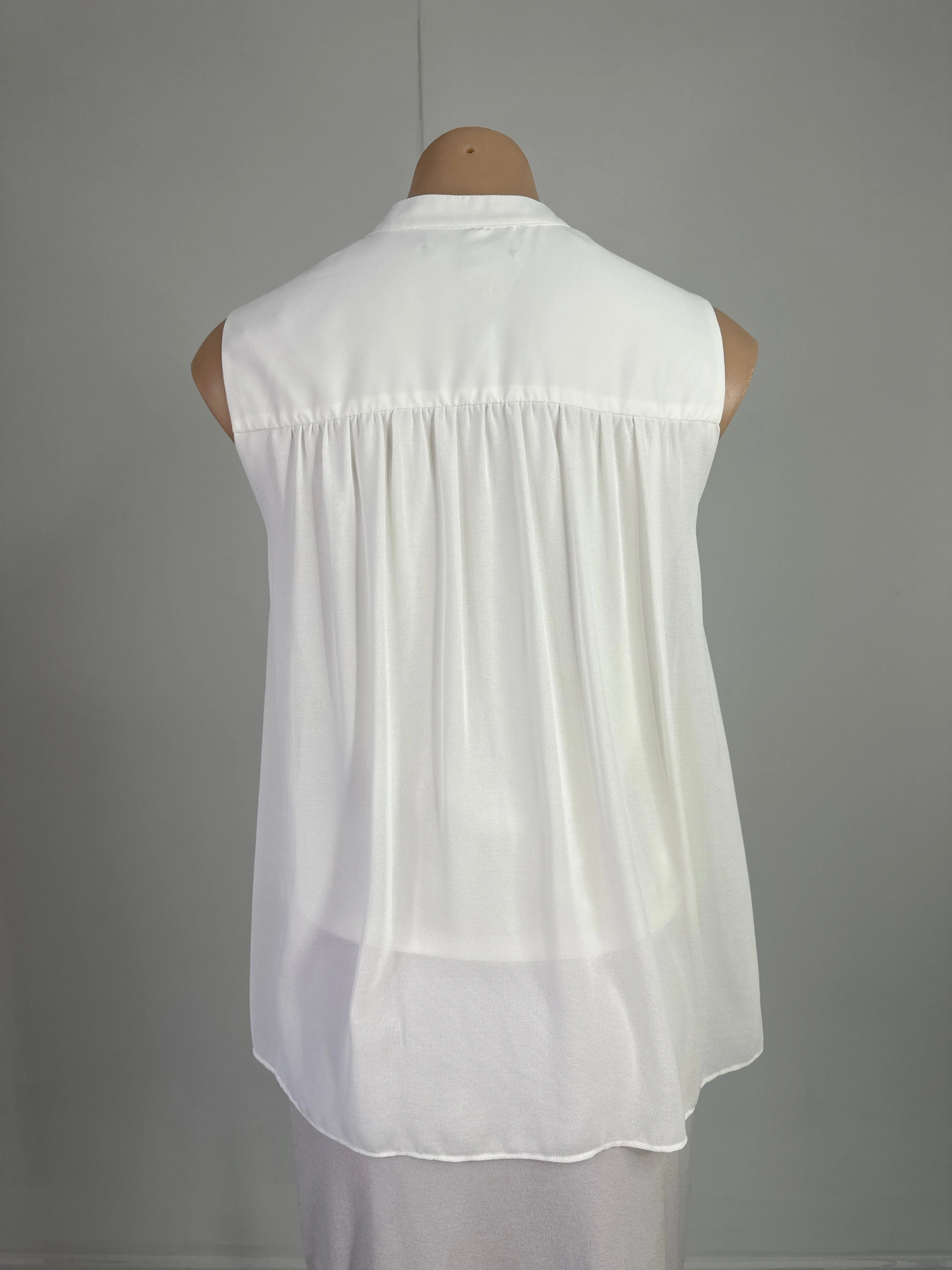 Piper | shirt | size 6 | sleeveless