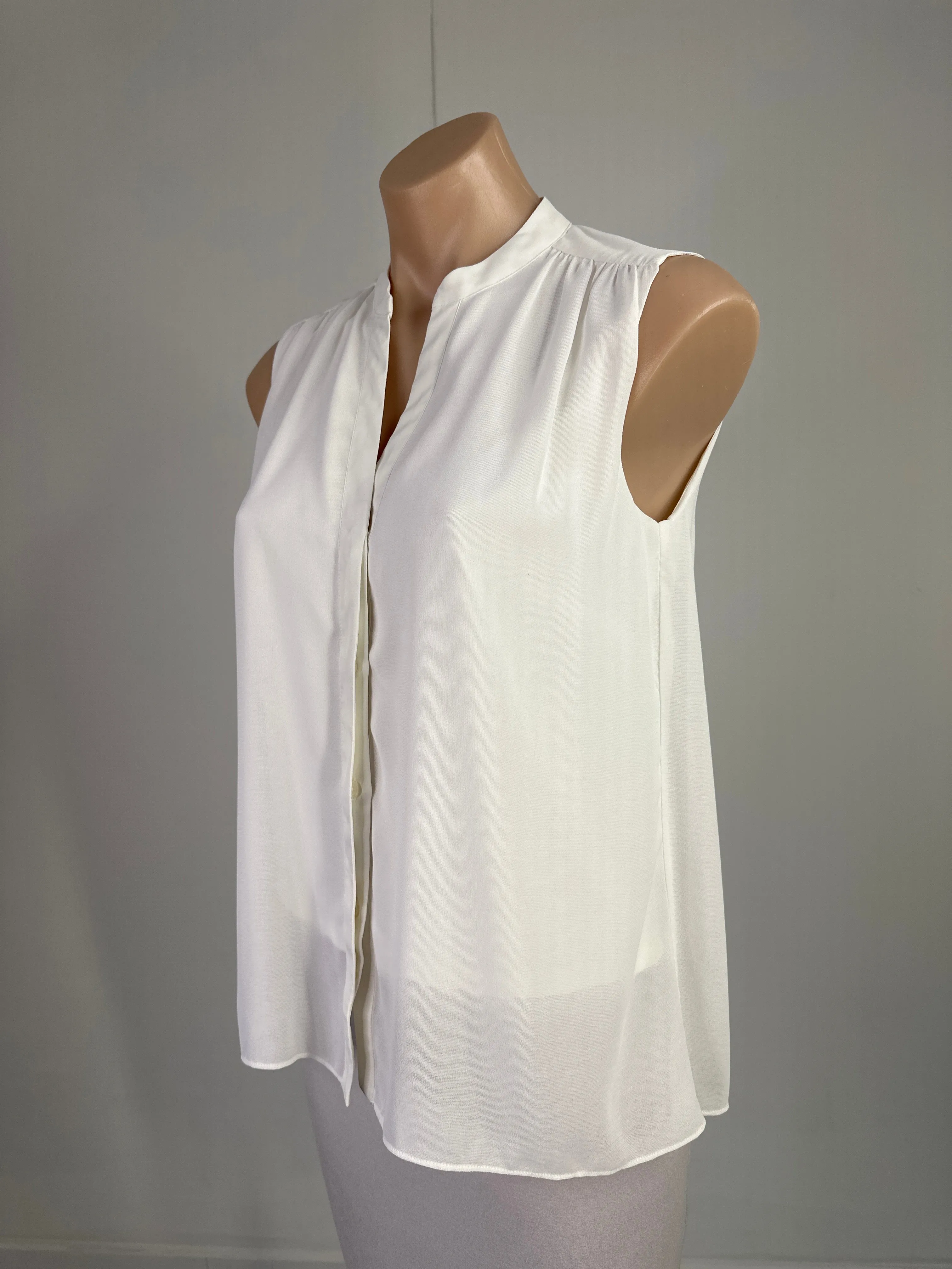 Piper | shirt | size 6 | sleeveless