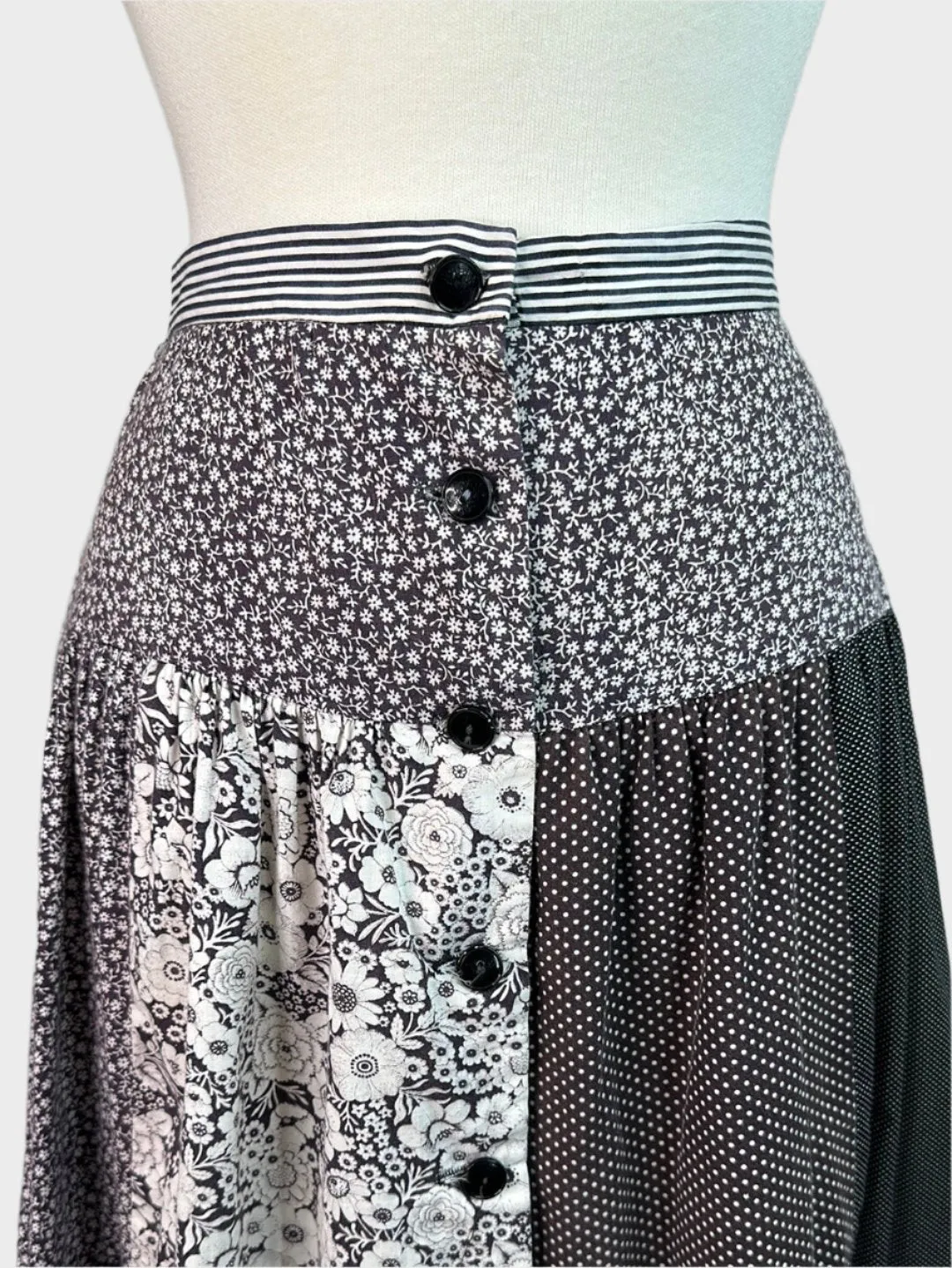 Prue Acton | rare vintage 70's | skirt | size 8 | midi length | 100% cotton