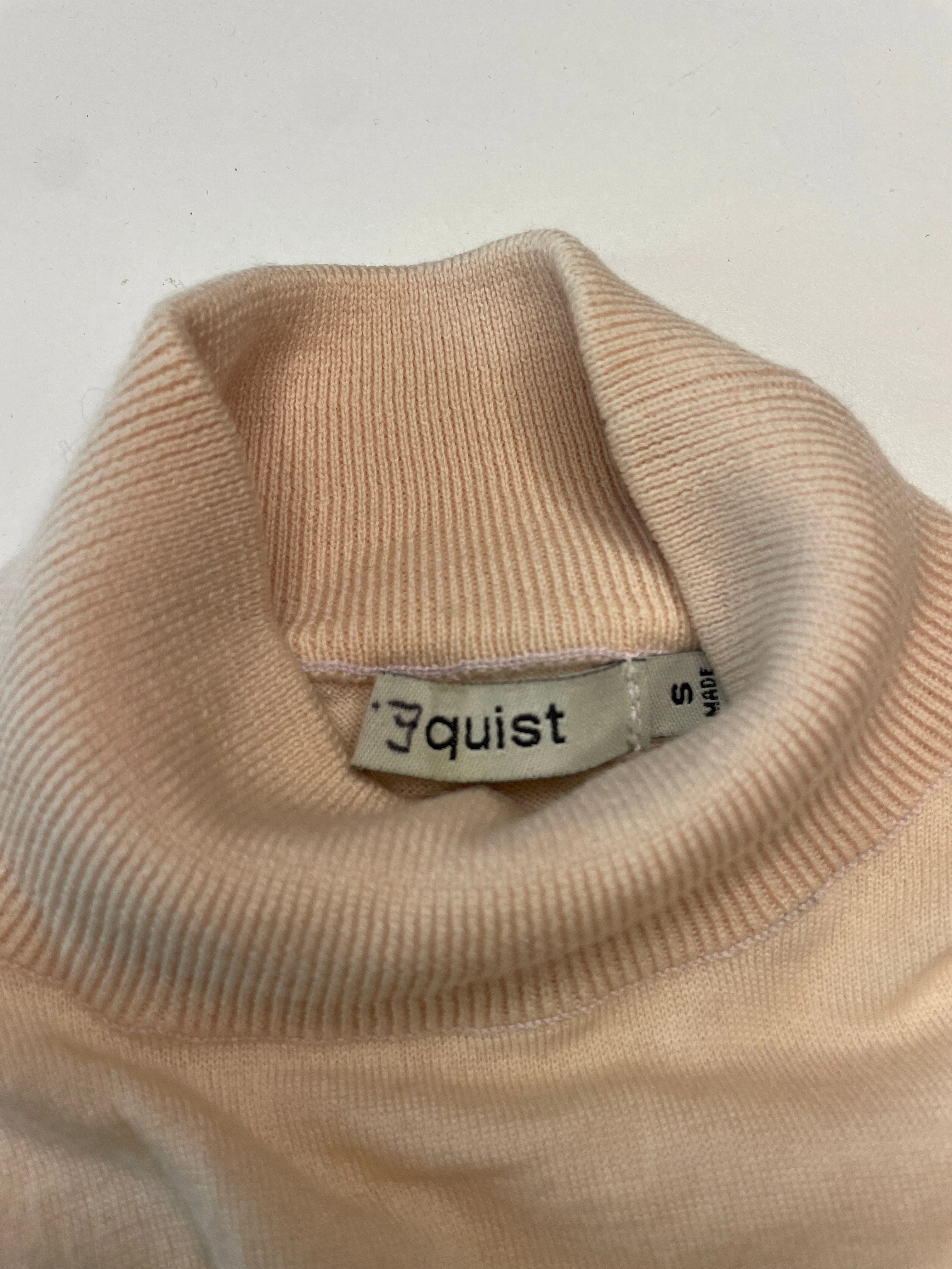 quist | sweater | size 10 | turtleneck | 100% wool