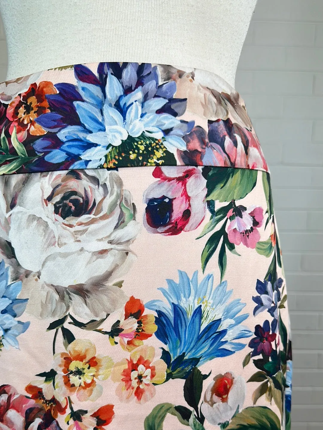Review | skirt | size 12 | knee length