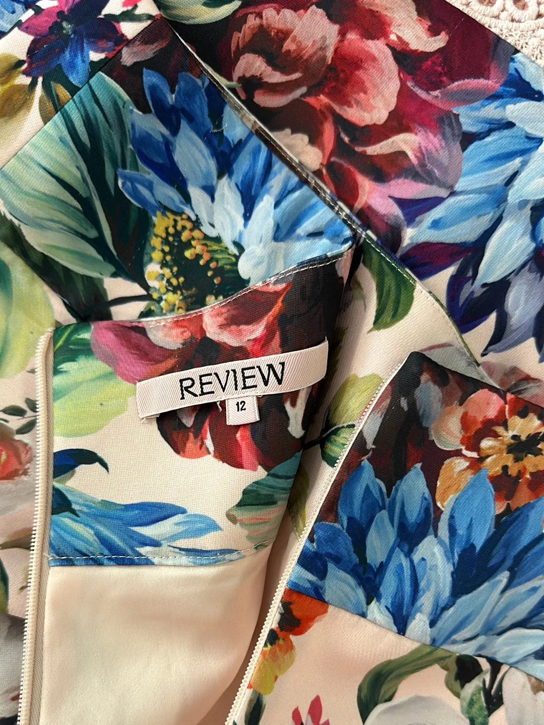 Review | skirt | size 12 | knee length