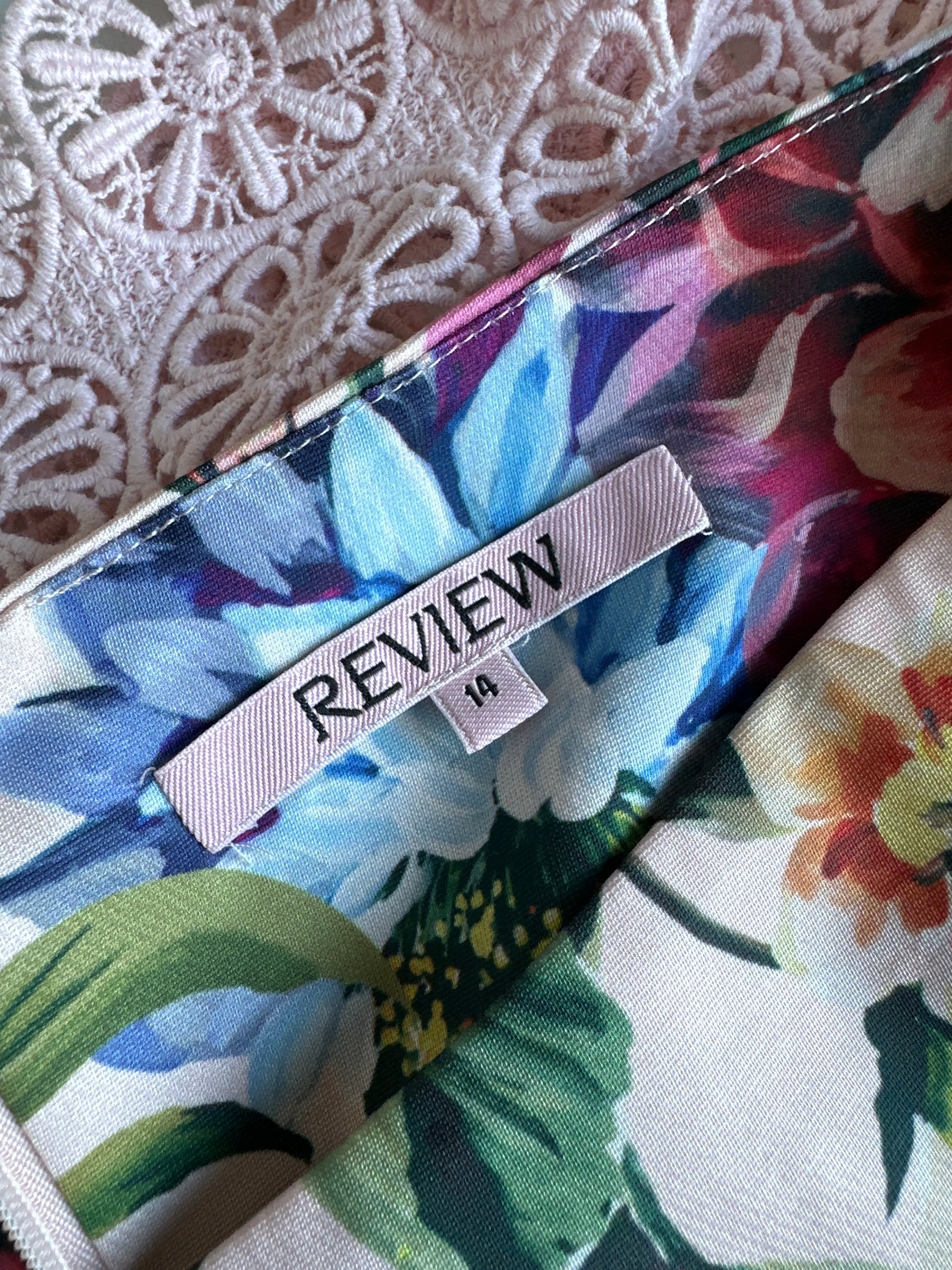 Review | skirt | size 14 | knee length