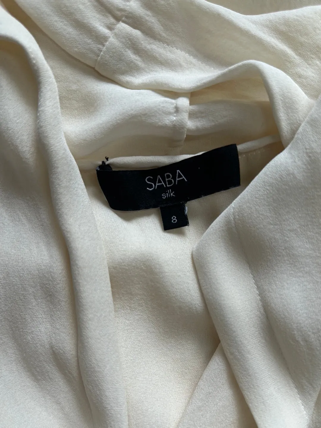 SABA | top | size 8 | sleeveless | 100% silk