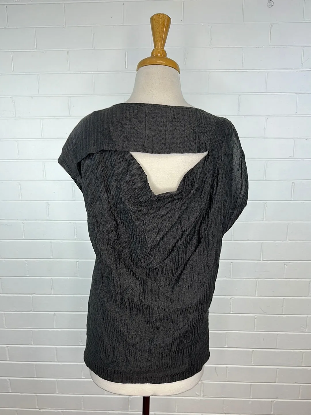 Satch | top | size 10 | short sleeve