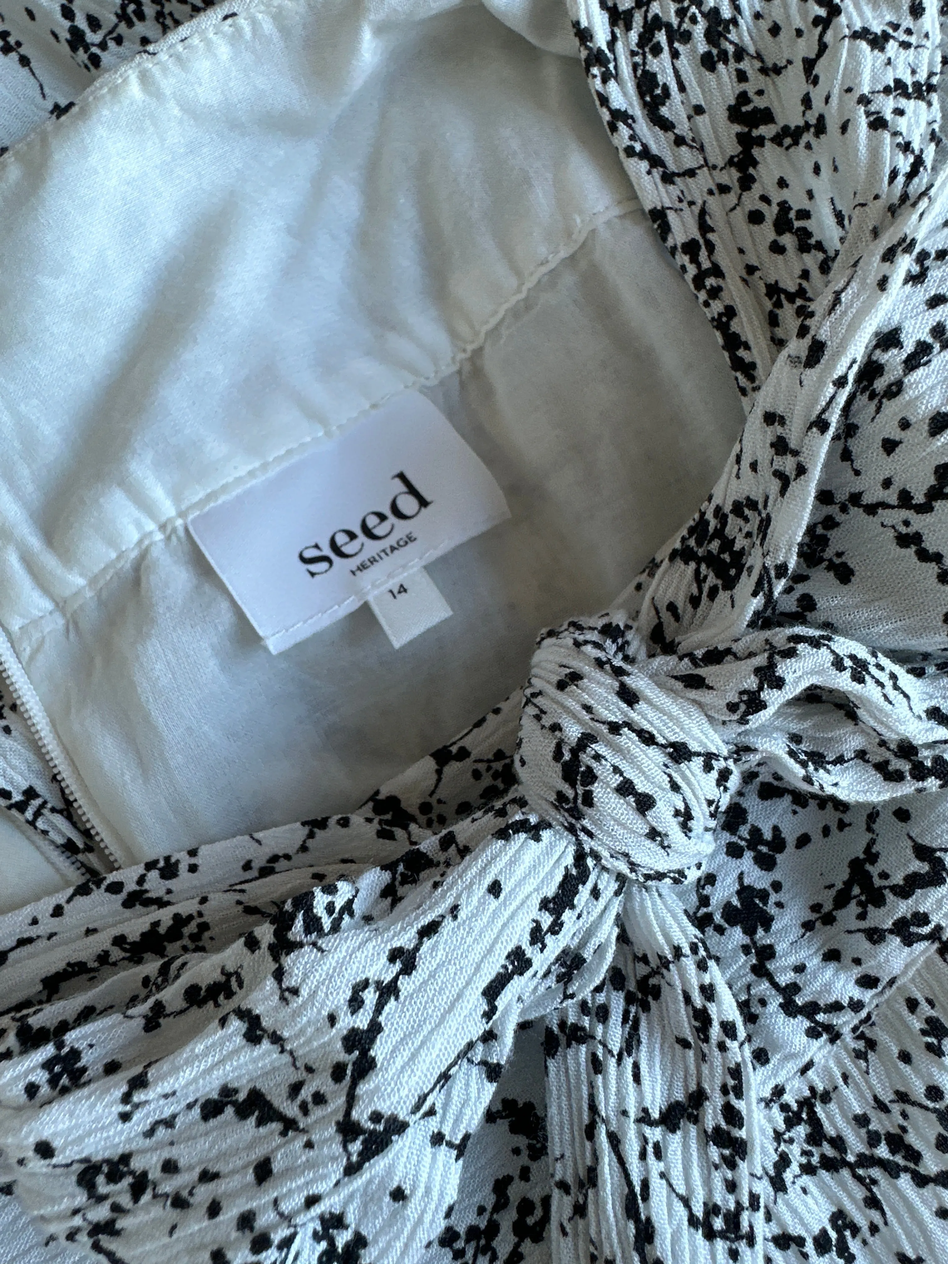 Seed | skirt | size 14 | mini length