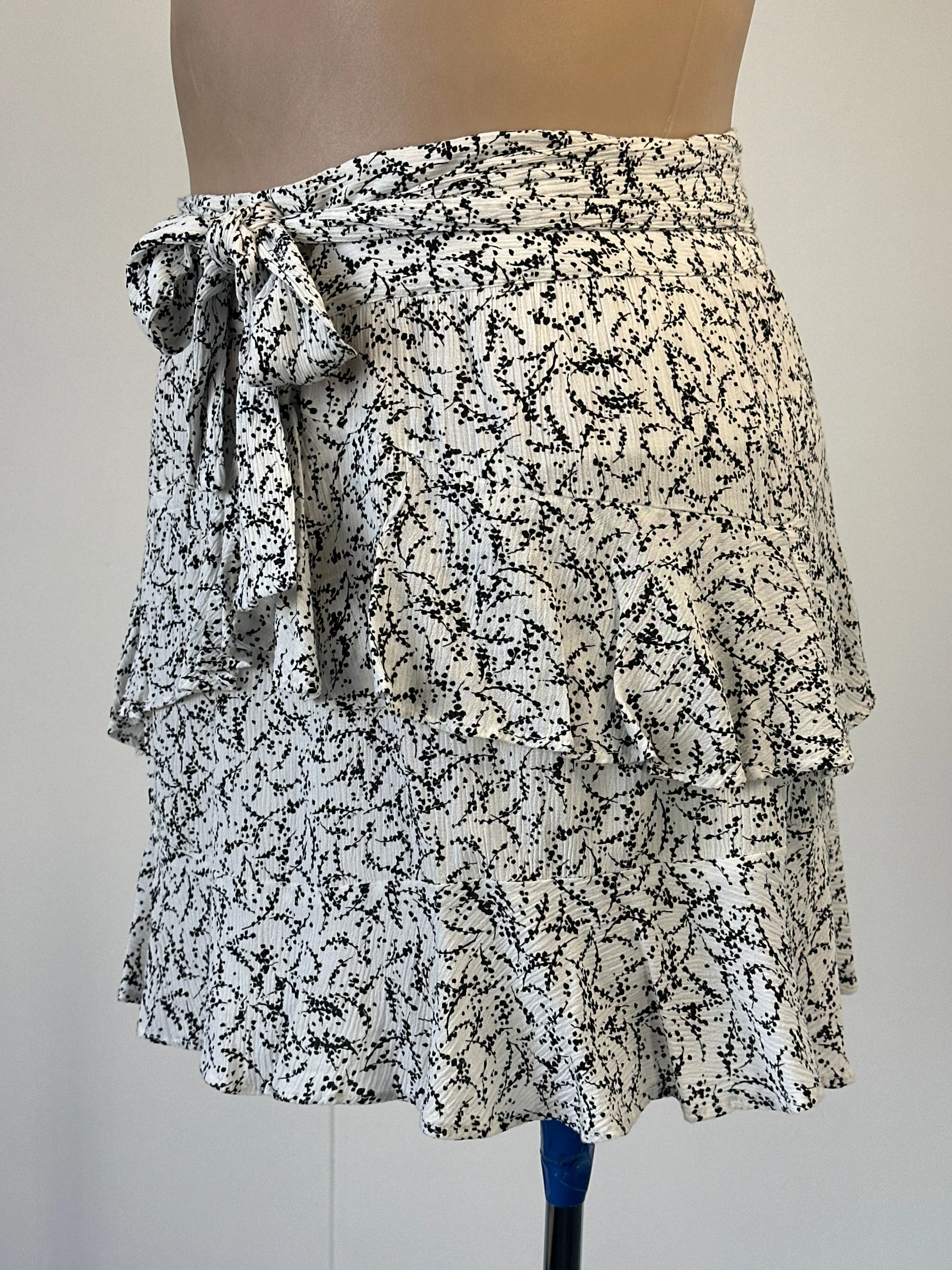 Seed | skirt | size 14 | mini length