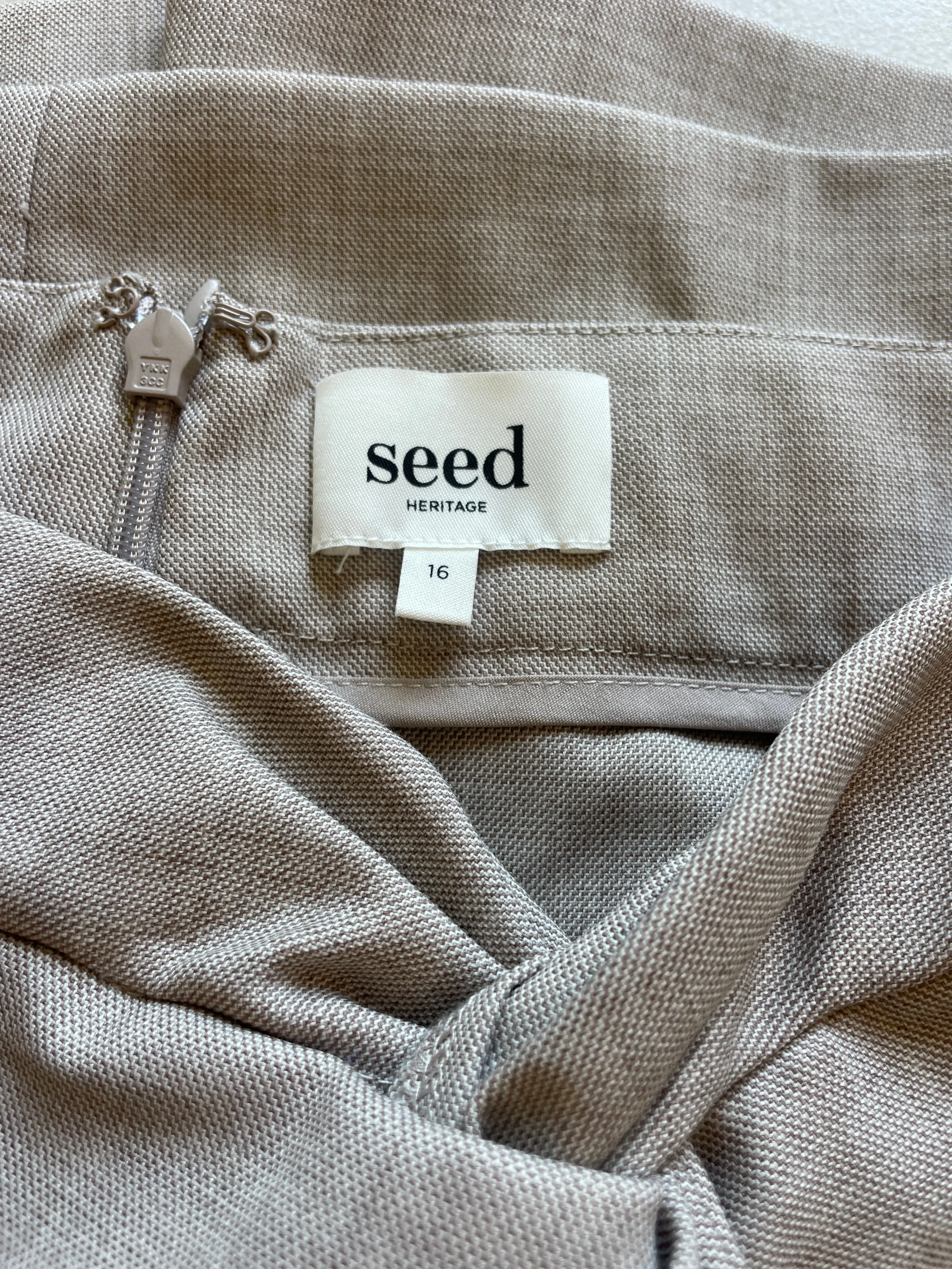 Seed | skirt | size 16 | mini length