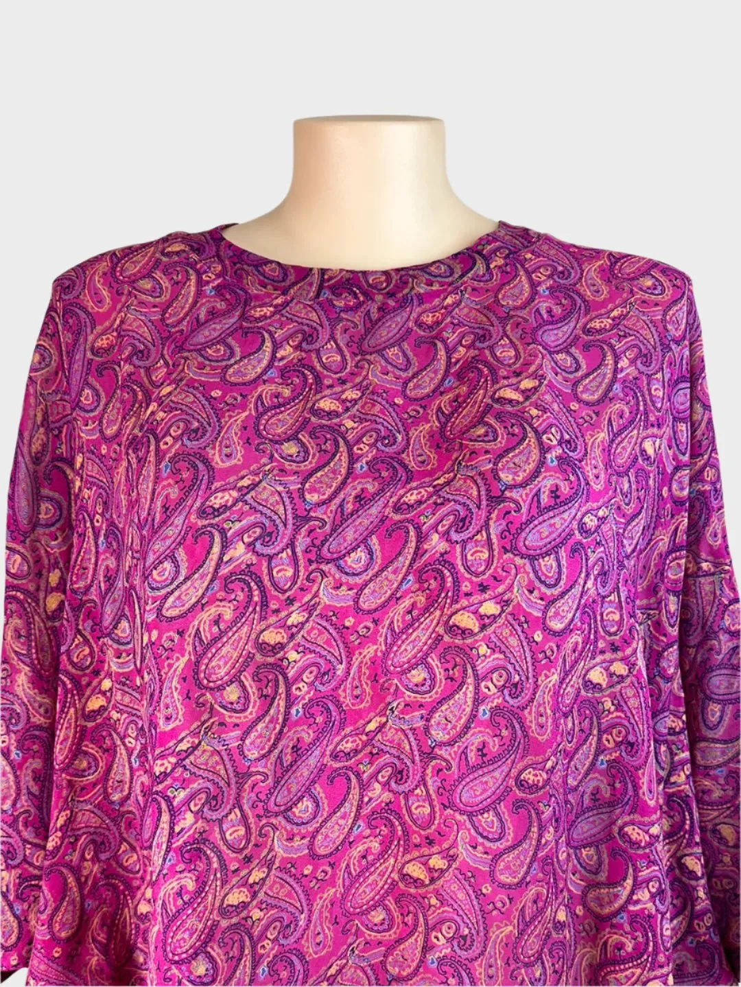 slumwear108 | top | one size | three quarter sleeve