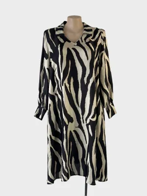 Taking Shape | dress | size 18 | midi length | new with tags