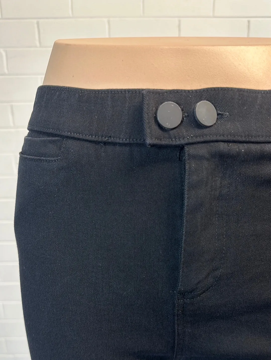 Theory | New York | pants | size 6 | skinny leg | 100% cotton