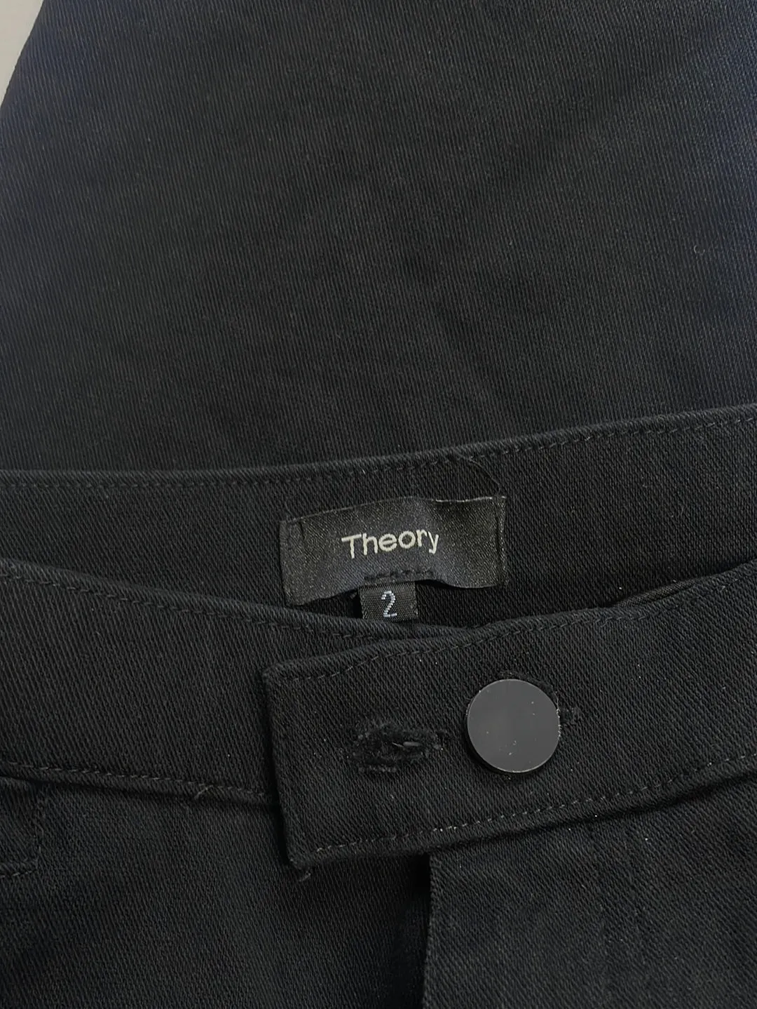 Theory | New York | pants | size 6 | skinny leg | 100% cotton
