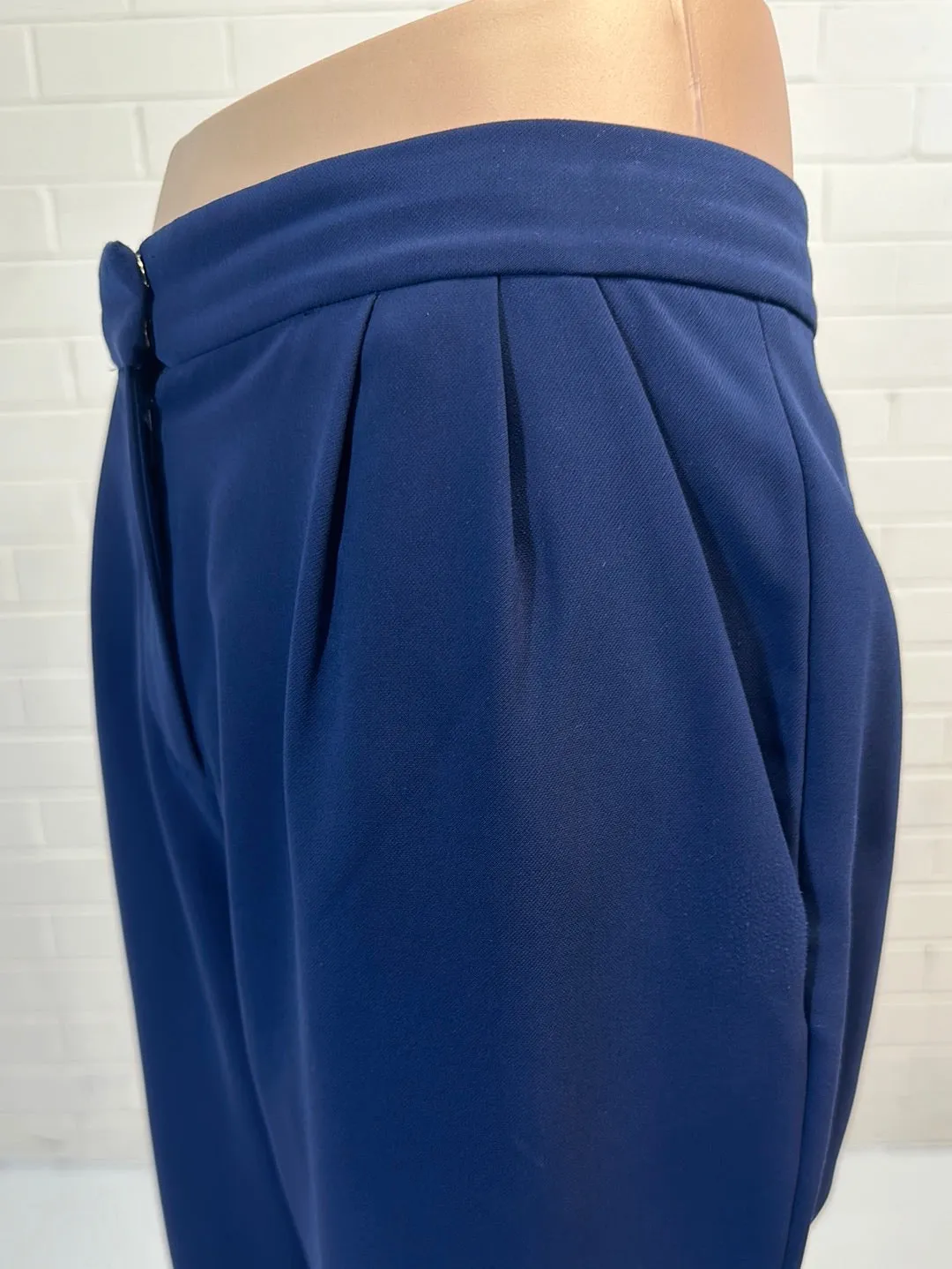Tommy Hilfiger | New York | pants | size 8 | tapered leg