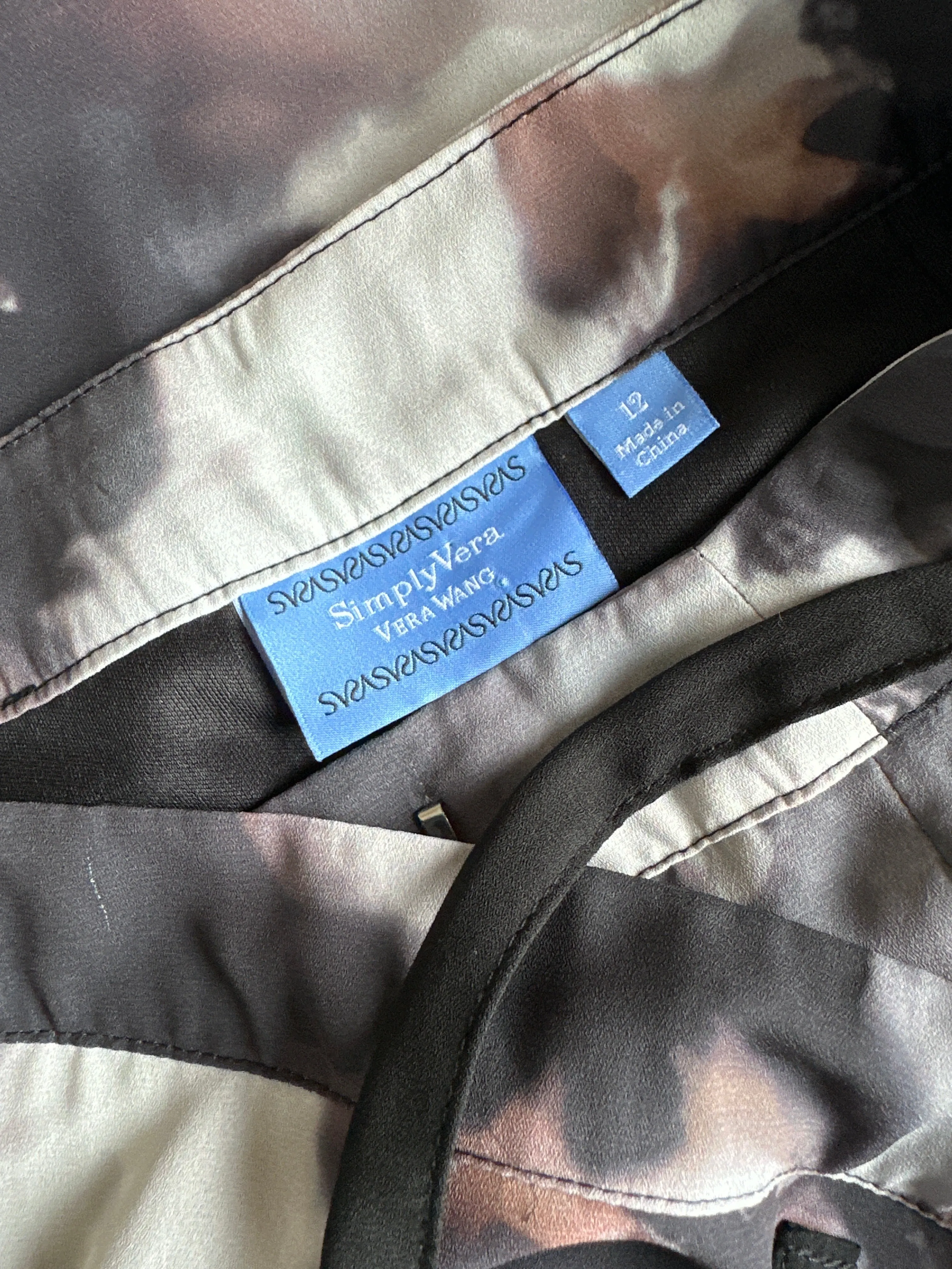 Vera Wang - Simply Vera | New York | skirt | size 12 | knee length
