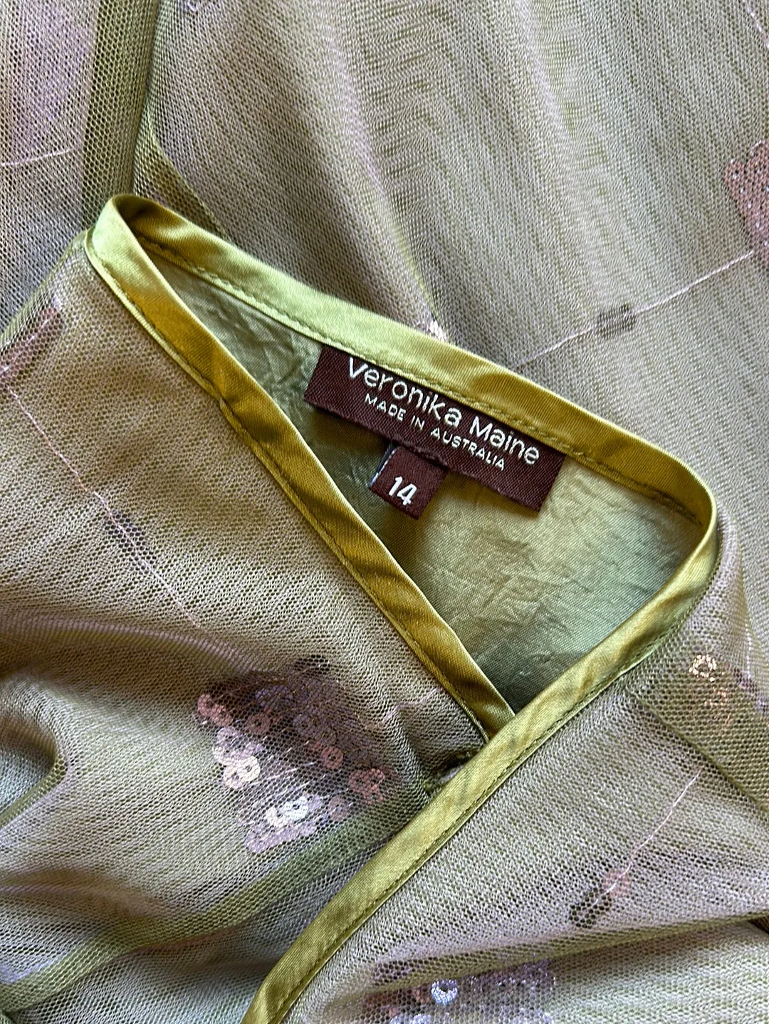 Veronika Maine | skirt | size 14 | midi length | made in Australia 🇦🇺