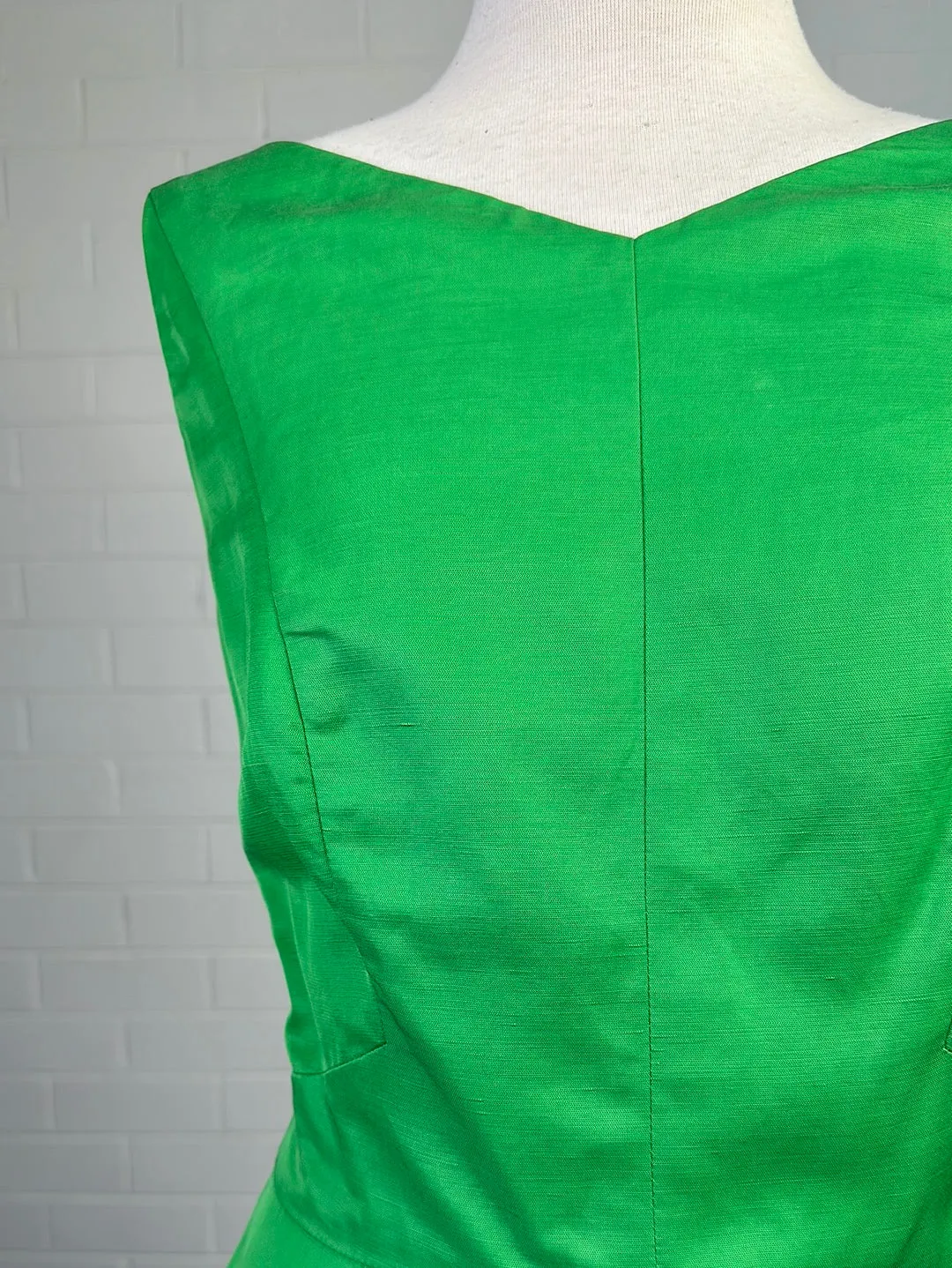 Veronika Maine | top | size 12 | sleeveless | cupro cotton linen blend
