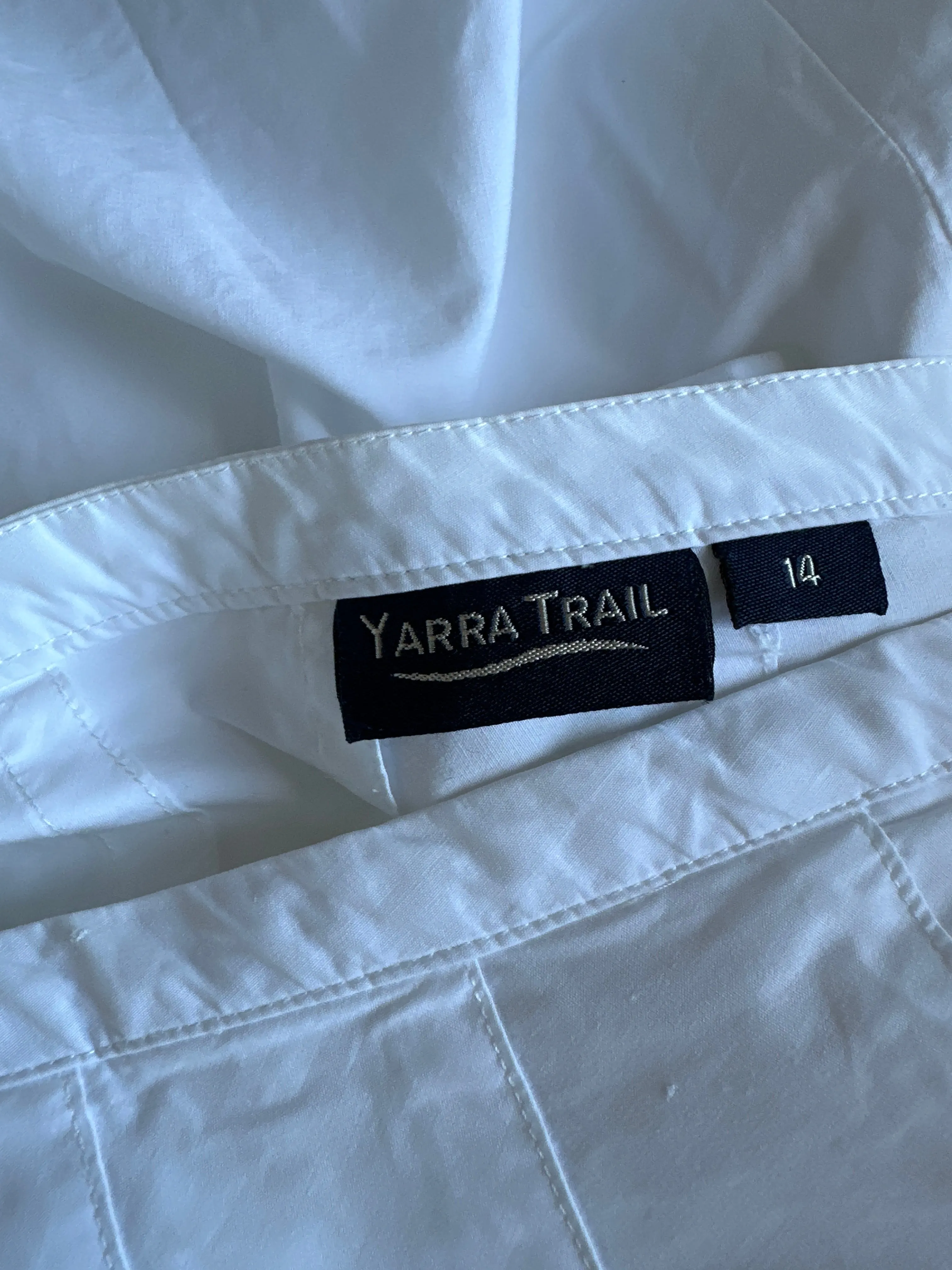 Yarra Trail | skirt | size 14 | midi length | 100% cotton